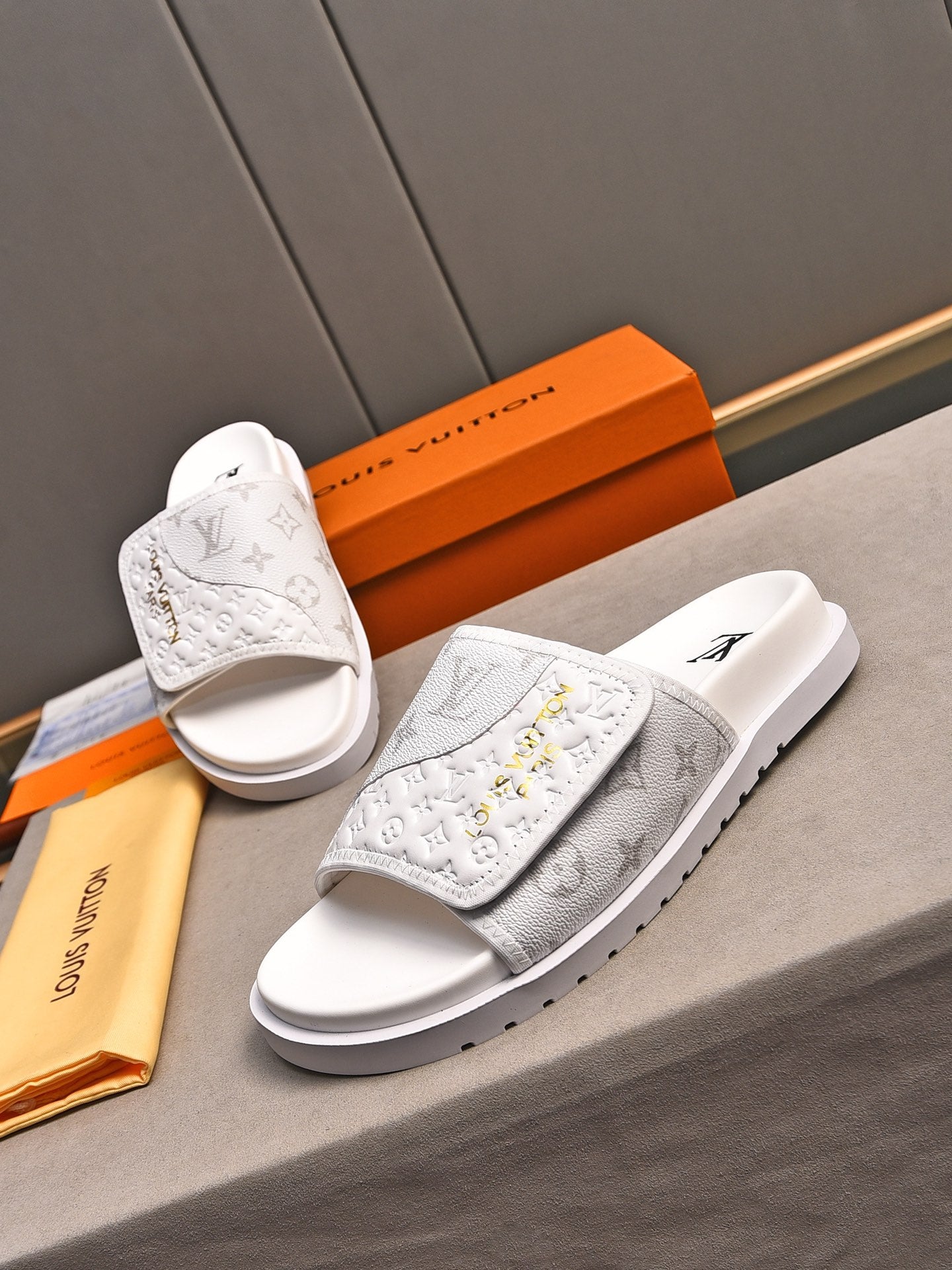 LuxluxHouse Best Quality Sandals Louis Vuitton