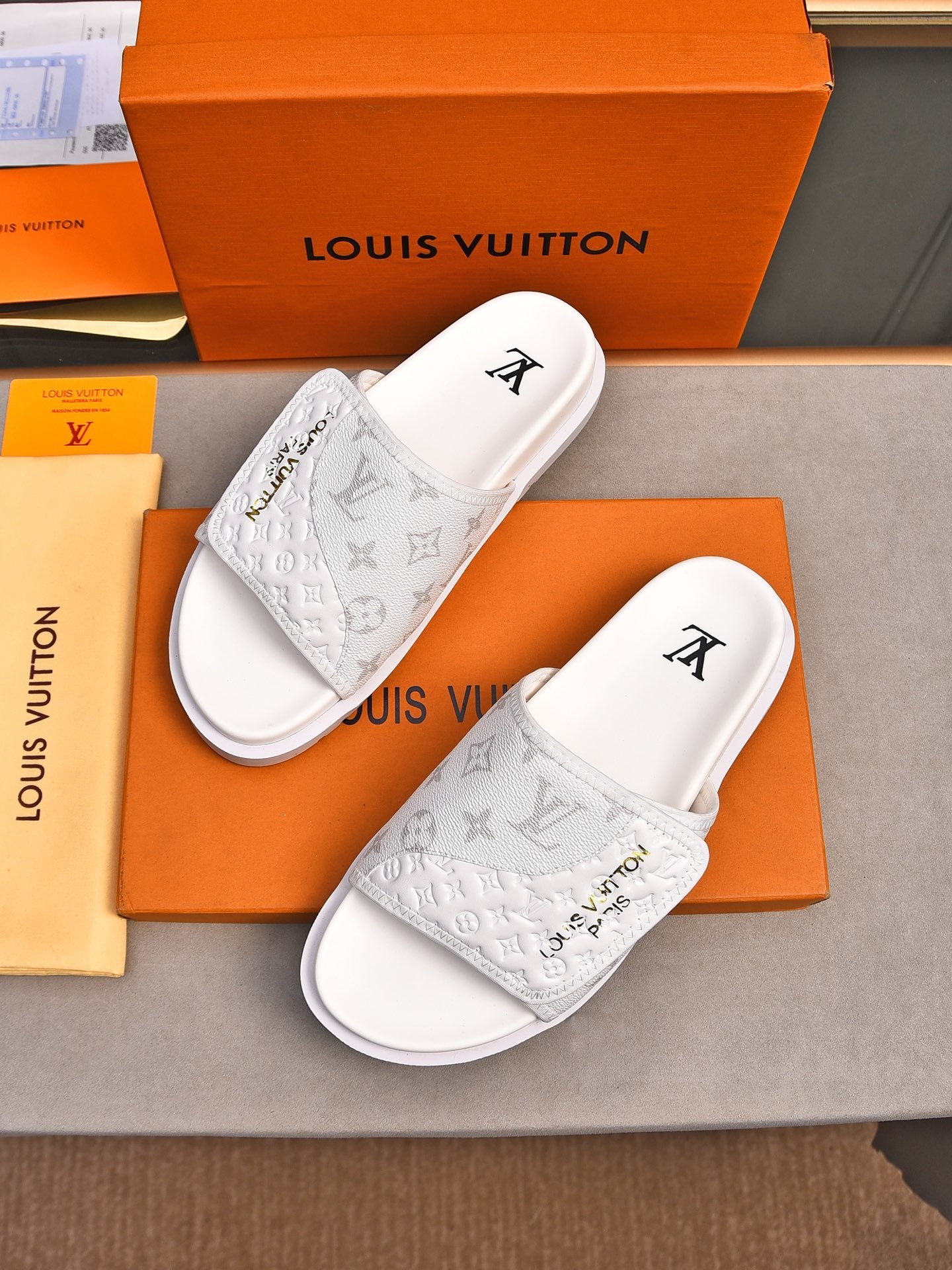 LuxluxHouse Best Quality Sandals Louis Vuitton