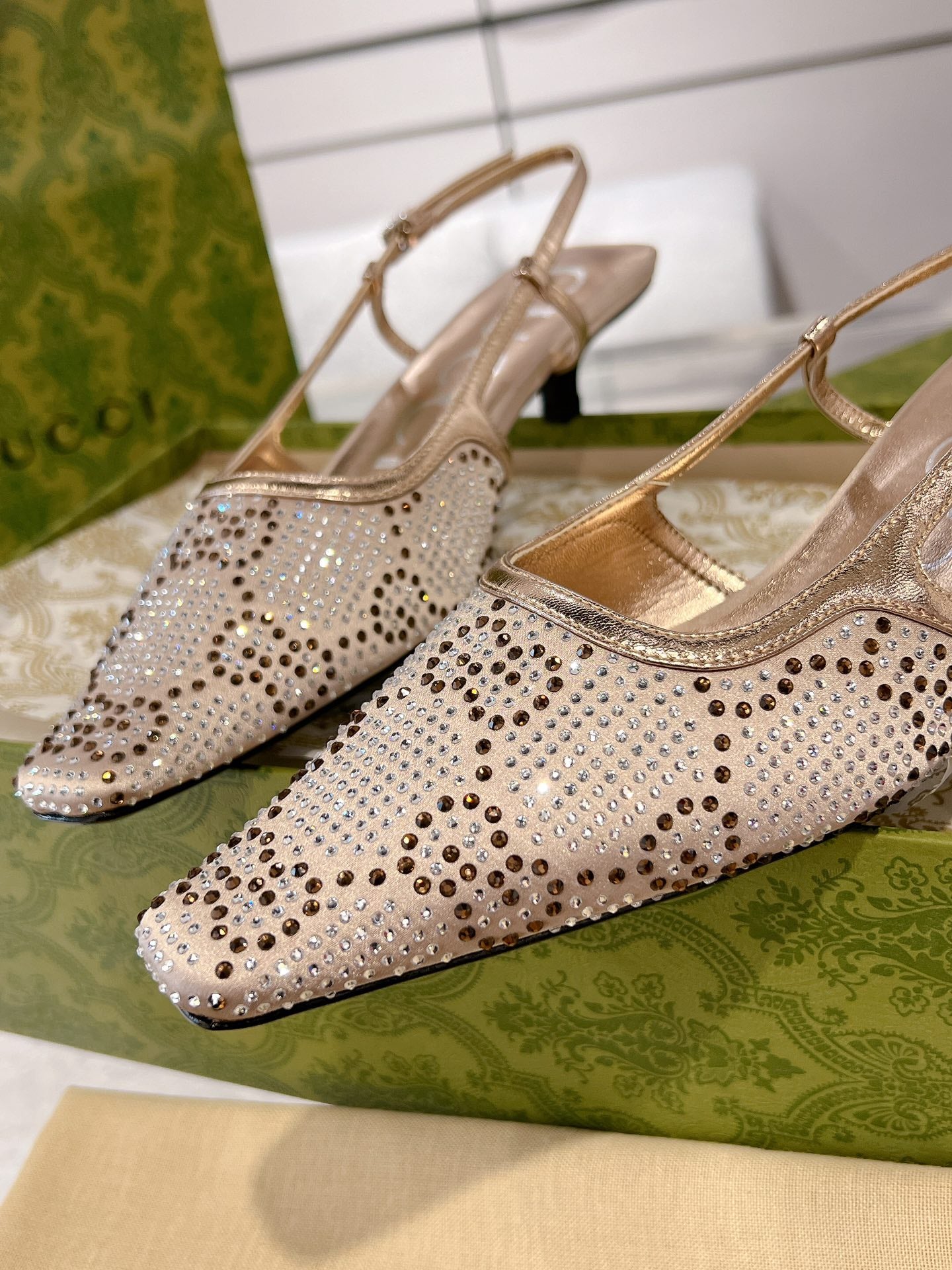 LuxluxHouse Best Quality Gucci Women Shoes