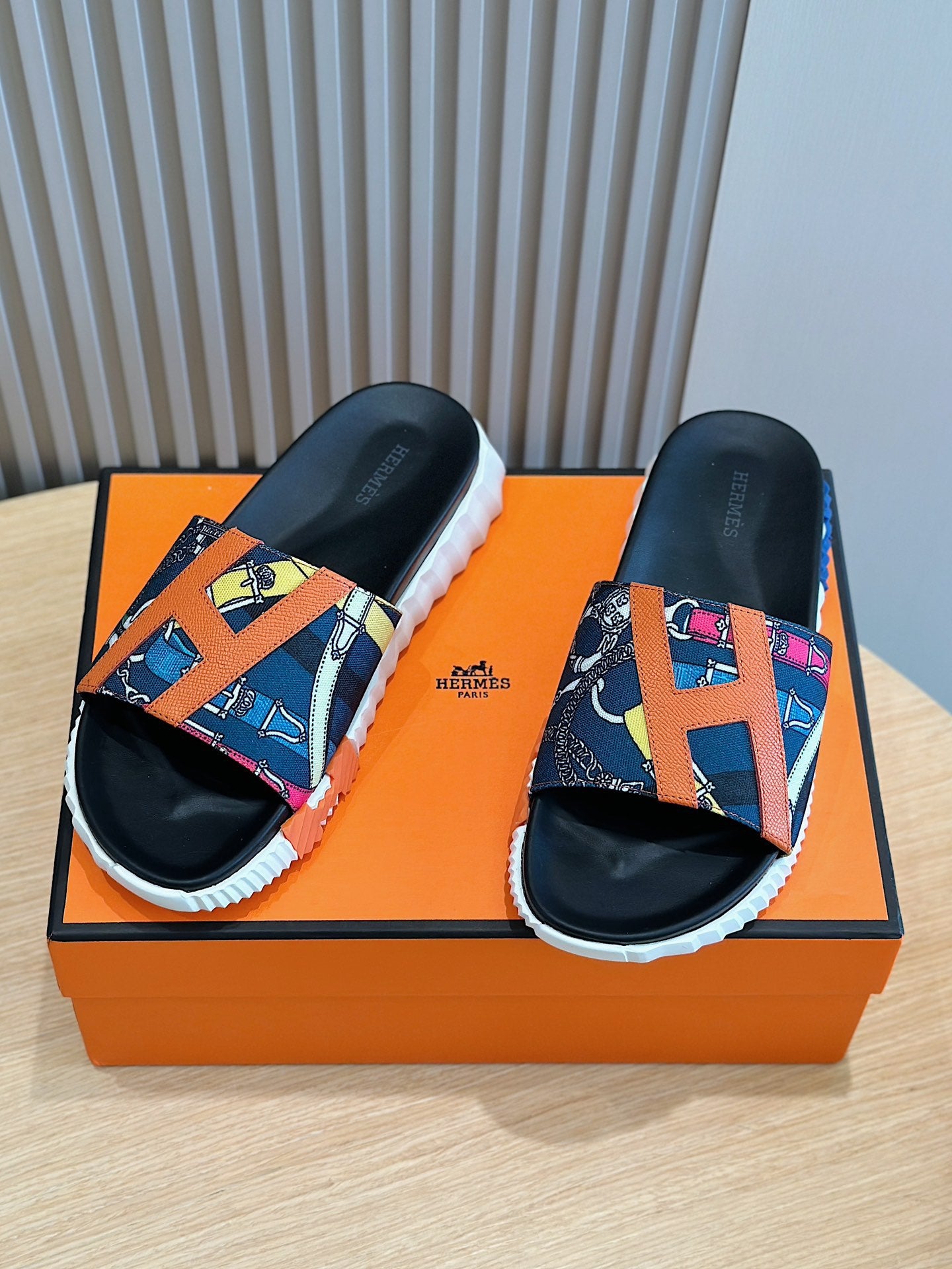 LuxluxHouse Best Quality Sandals Hermes