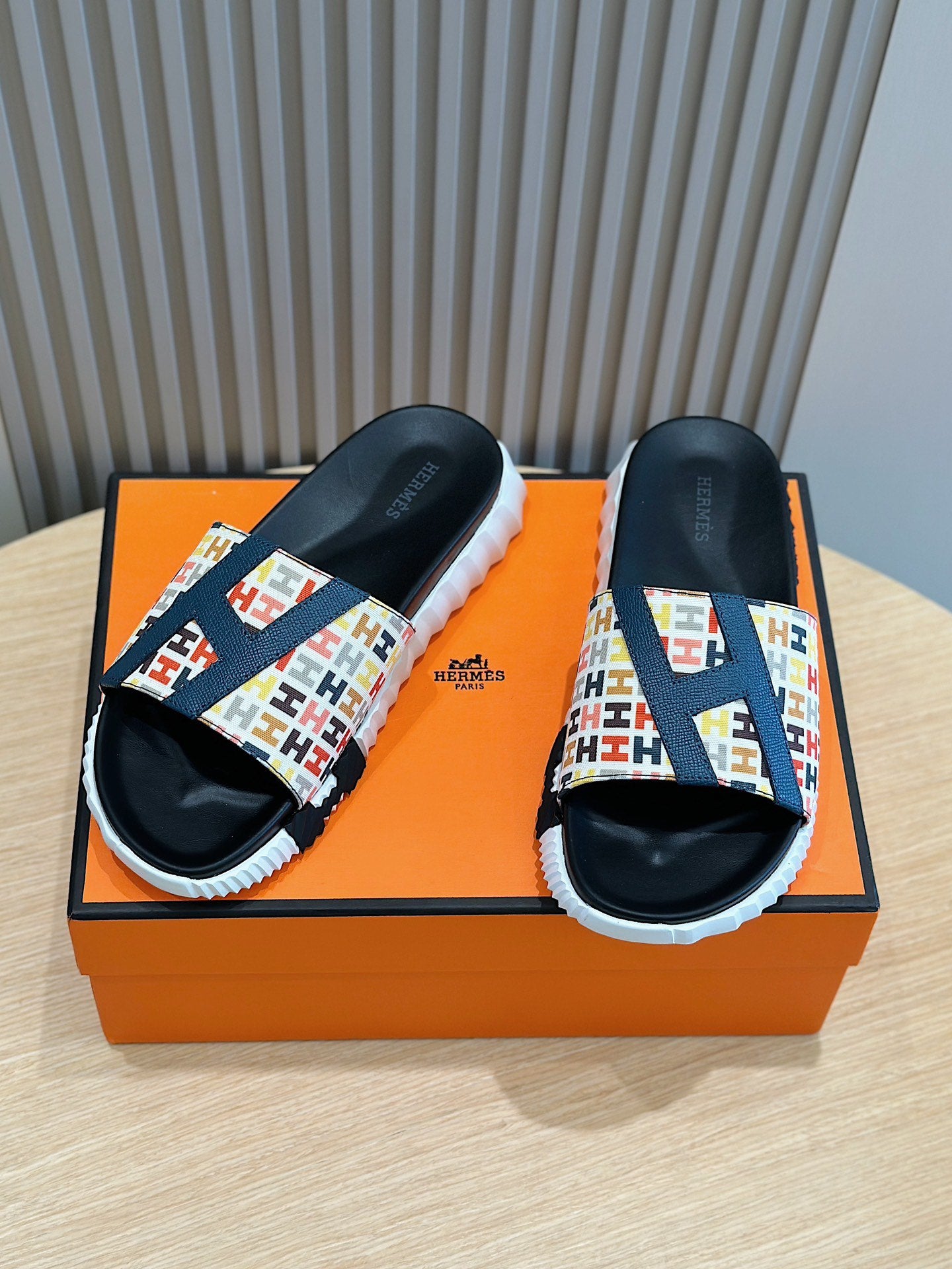 LuxluxHouse Best Quality Sandals Hermes