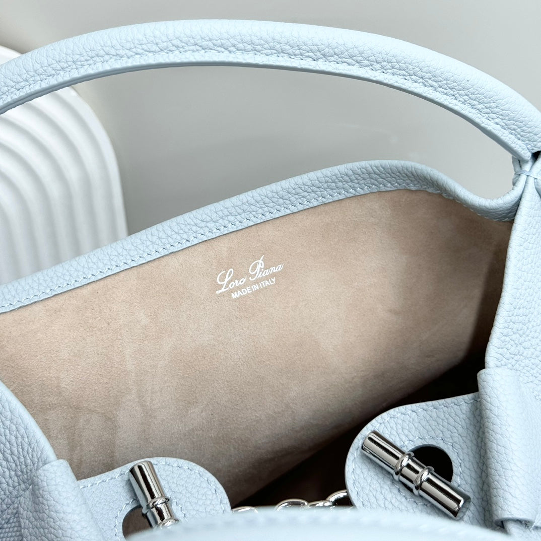 LuxluxHouse Best Quality Bags Loro Piana Women