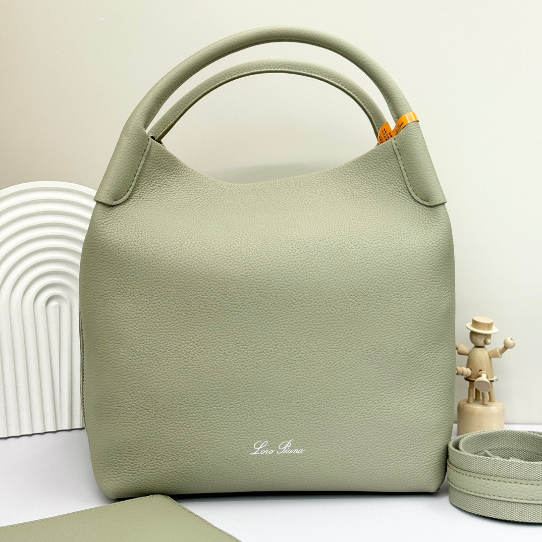LuxluxHouse Best Quality Bags Loro Piana Women