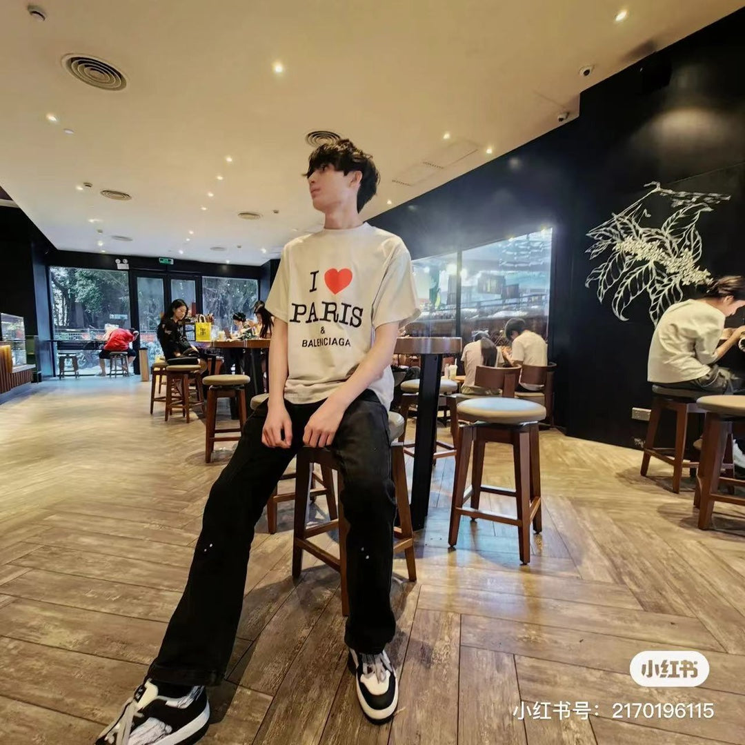 LuxluxHouse Best Quality Clothes Balenciaga T-shirt