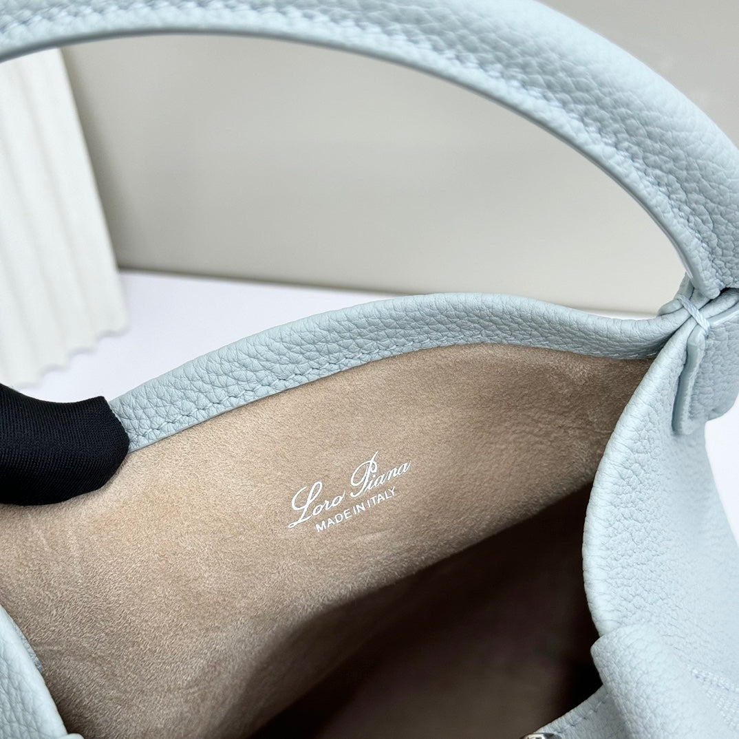 LuxluxHouse Best Quality Bags Loro Piana Women