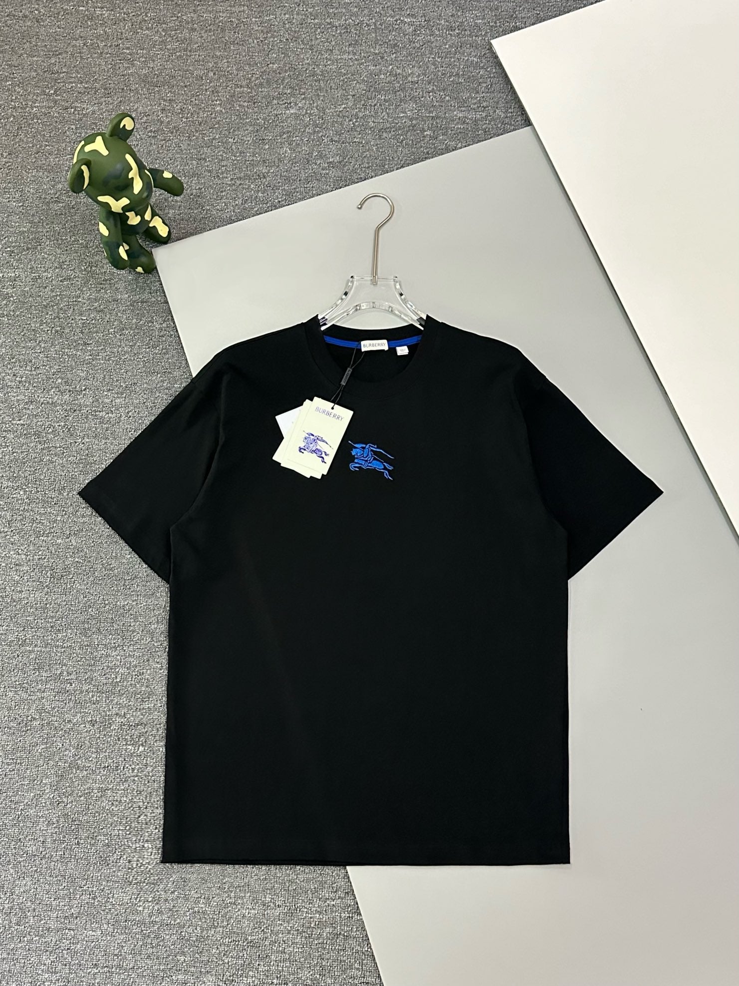 LuxluxHouse Burberry T-shirt NO.6