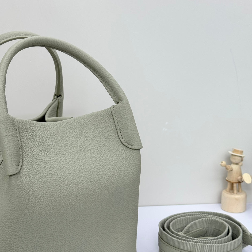 LuxluxHouse Best Quality Bags Loro Piana Women