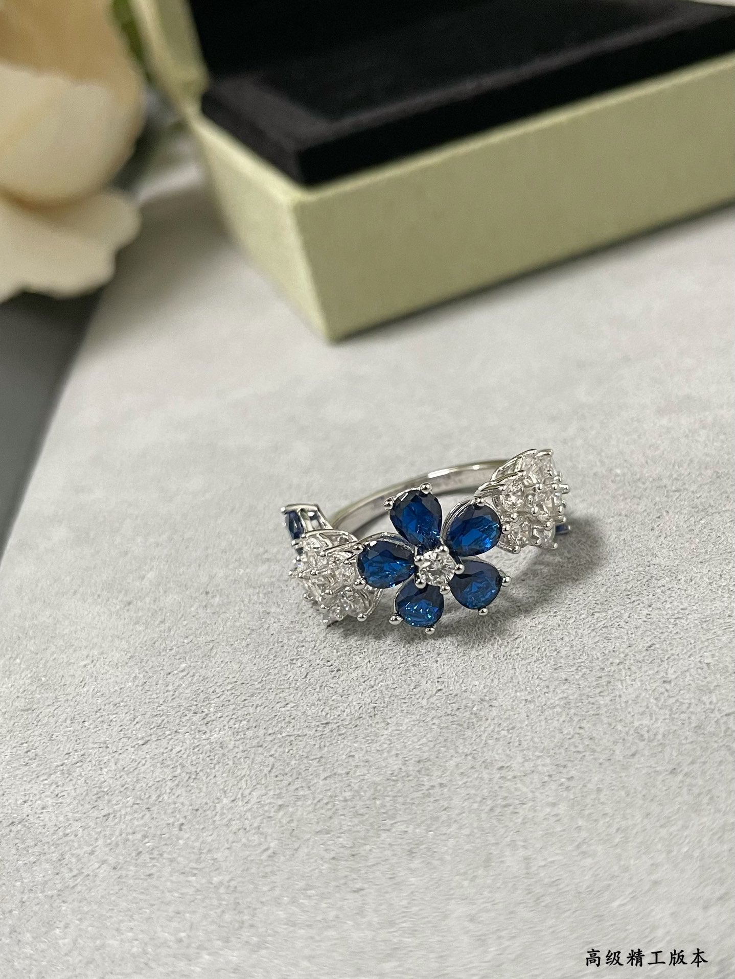 LuxluxHouse Best Quality Accessories Van Cleef & Arpels