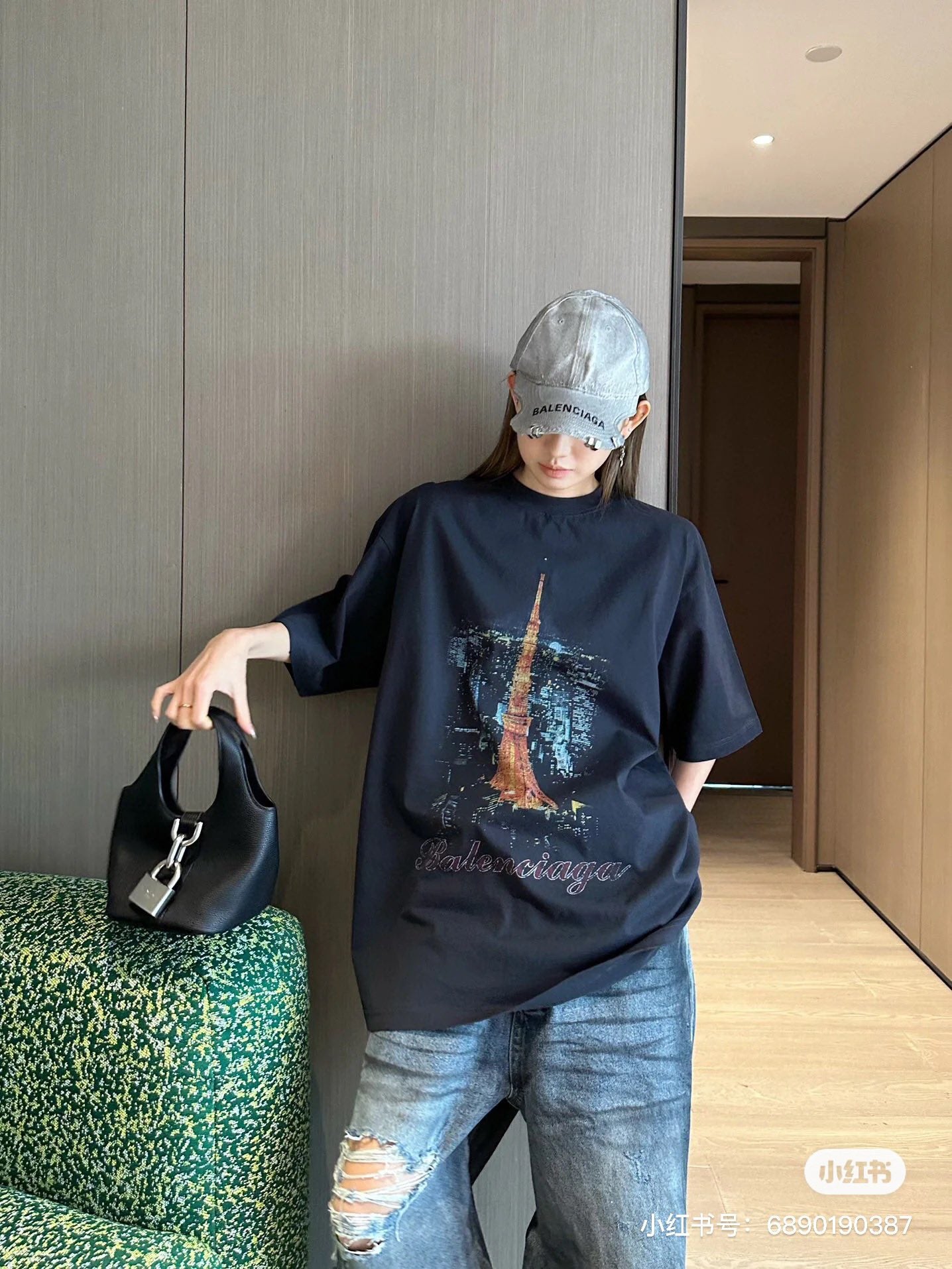 LuxluxHouse Best Quality Clothes Balenciaga T-shirt