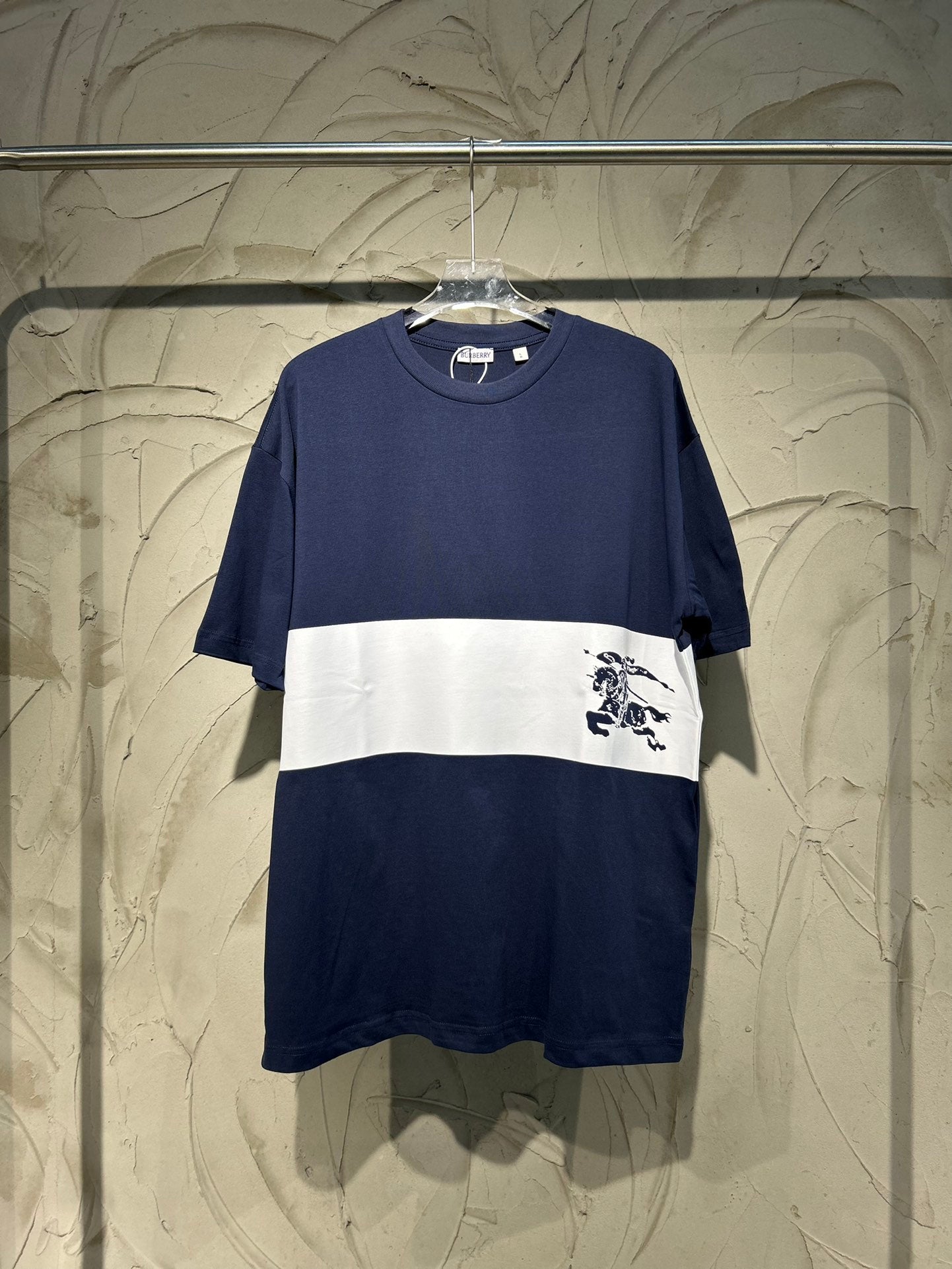 LuxluxHouse Burberry T-shirt NO.1