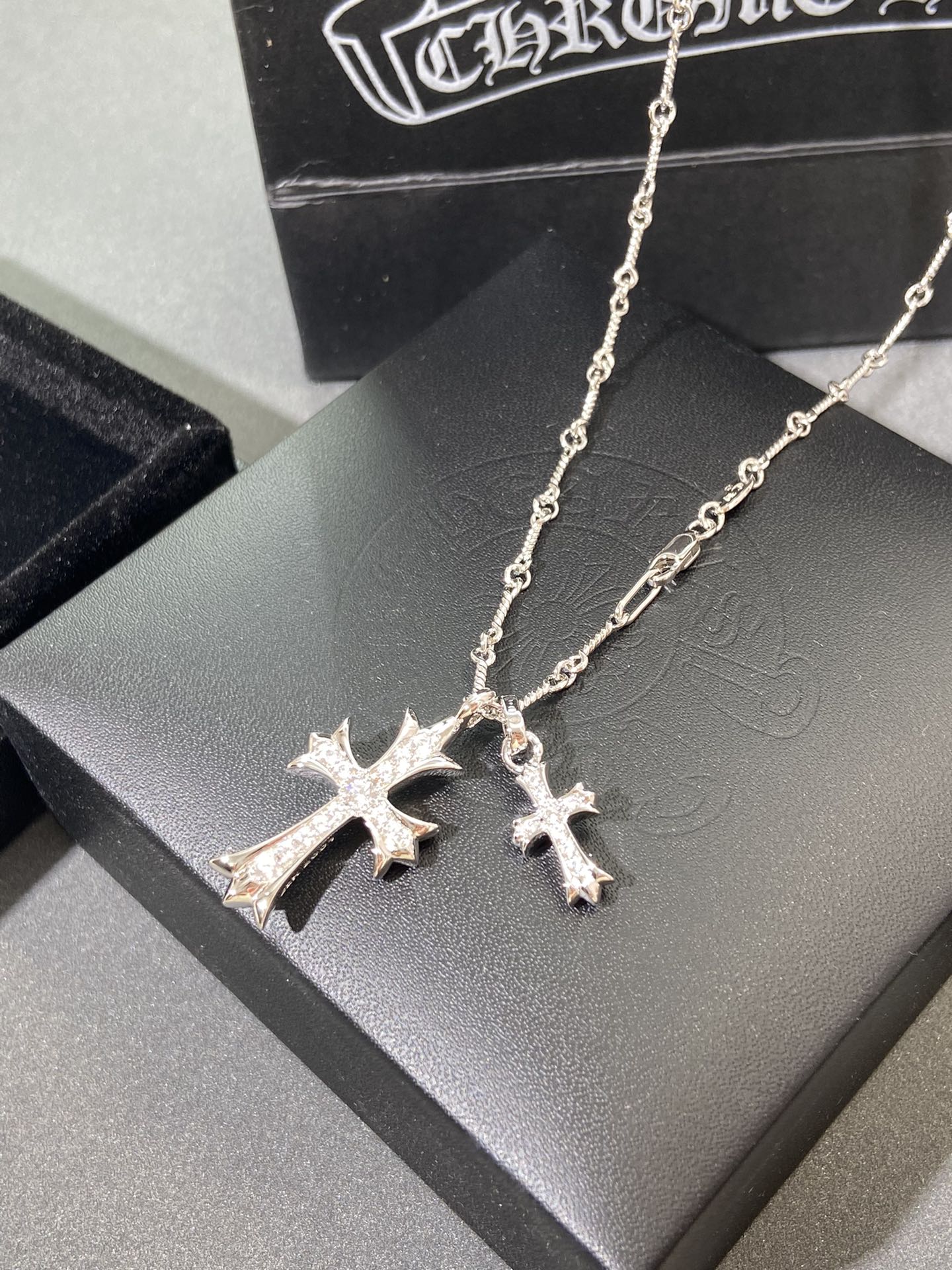 LuxluxHouse Best Quality Accessories Necklace Chrome Hearts