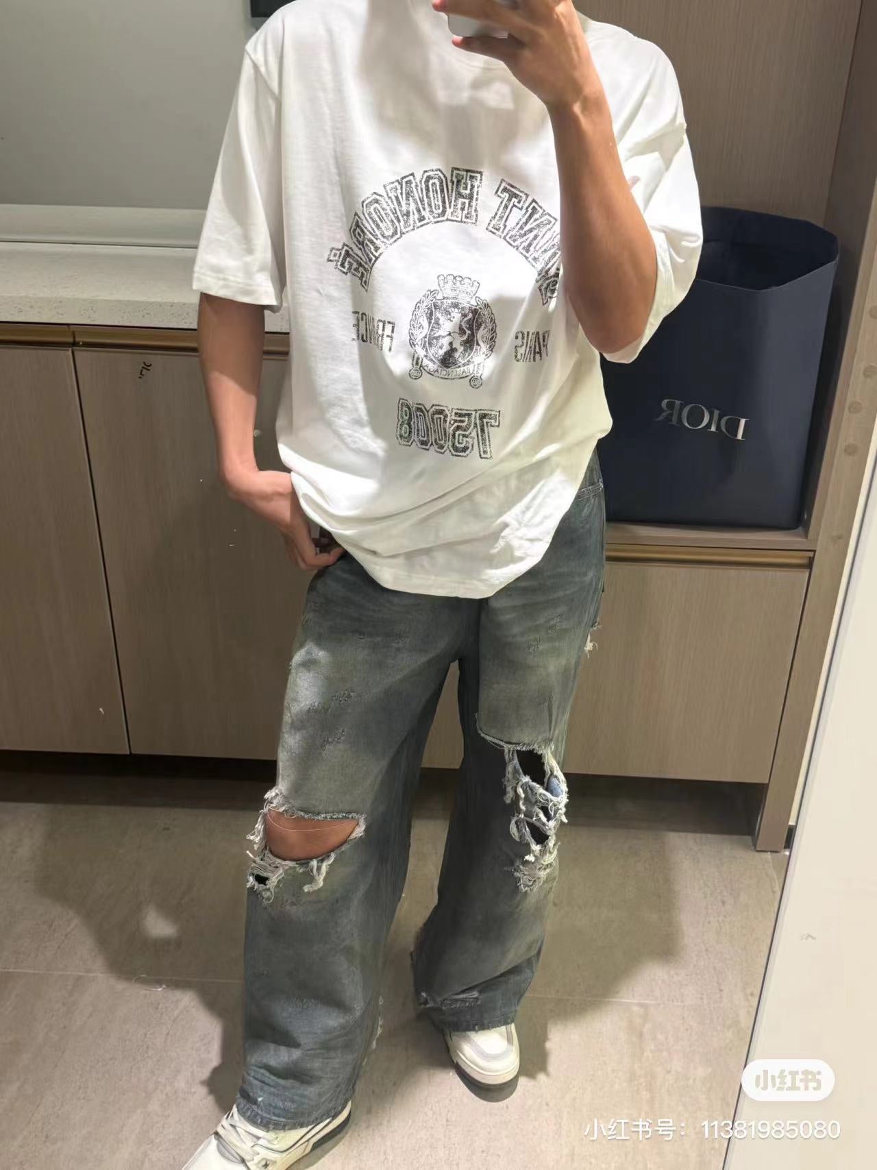 LuxluxHouse Best Quality Clothes Balenciaga T-shirt