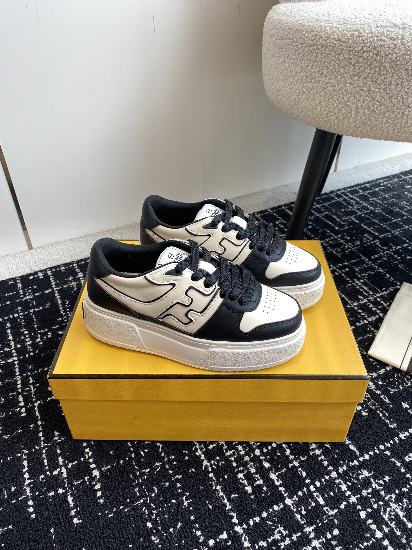 LuxluxHouse Best Quality Shoes Fendi