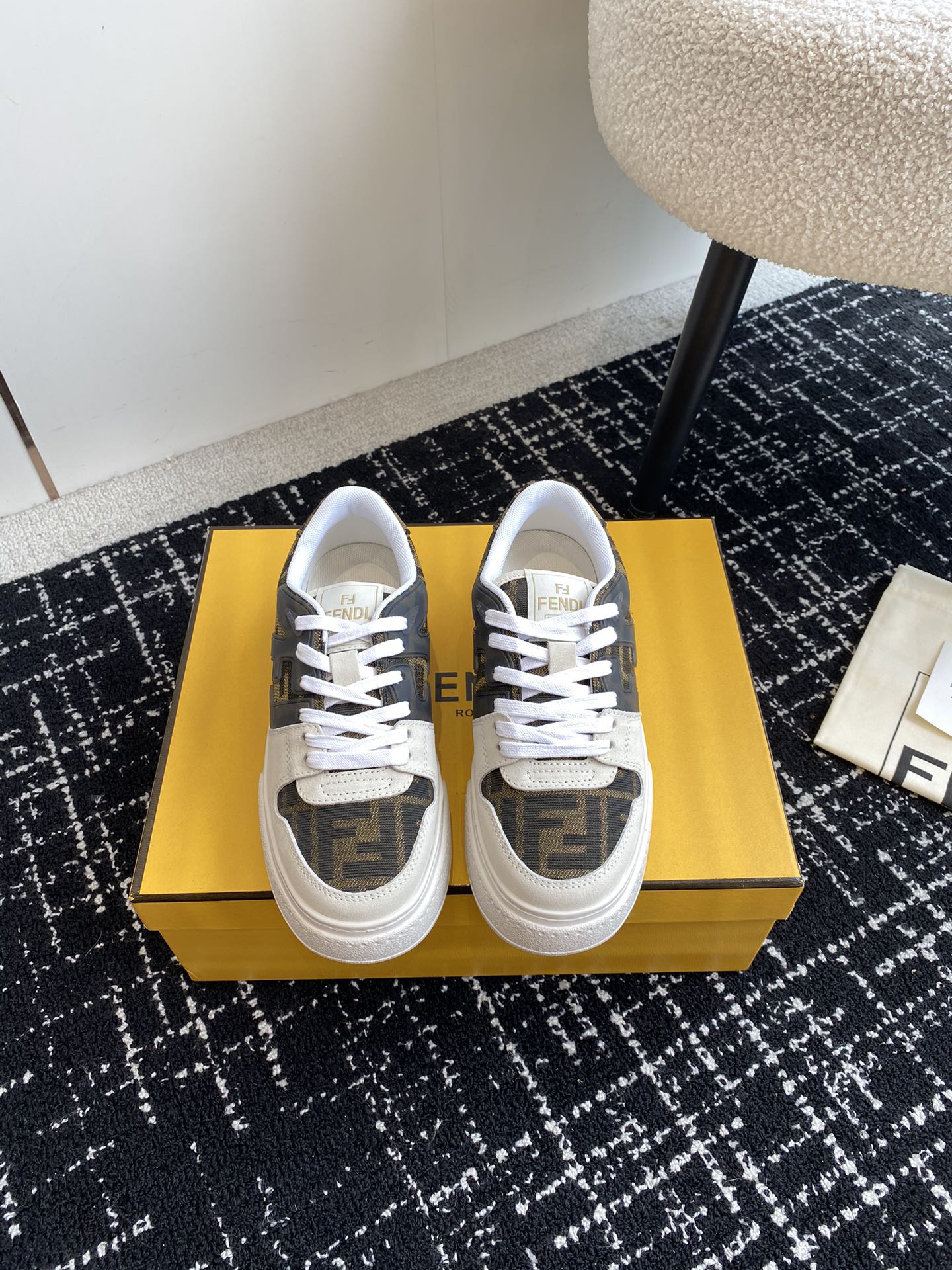 LuxluxHouse Best Quality Shoes Fendi