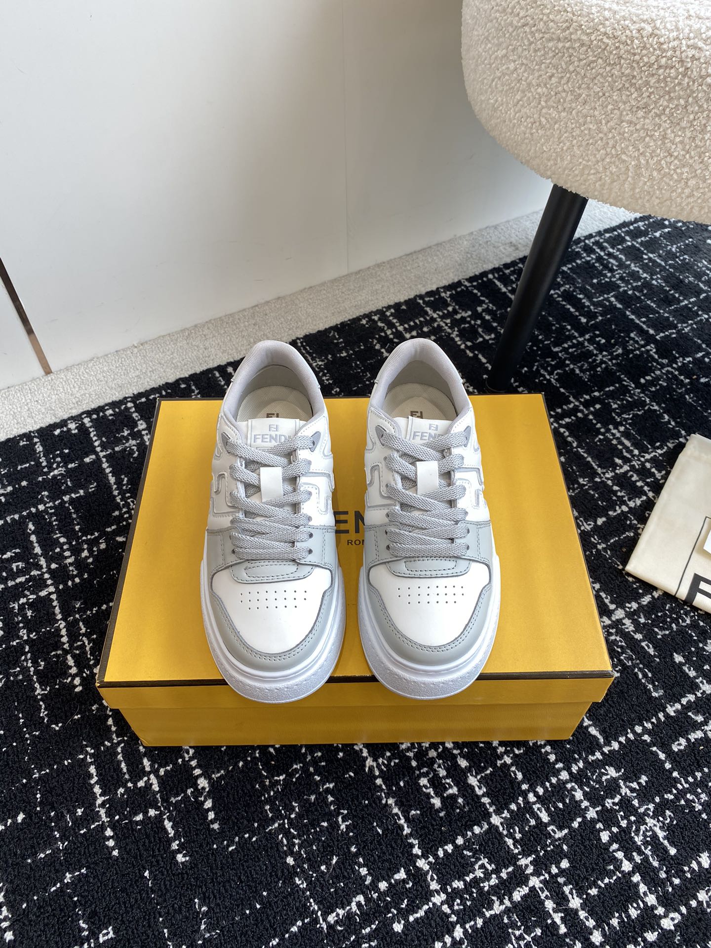 LuxluxHouse Best Quality Shoes Fendi