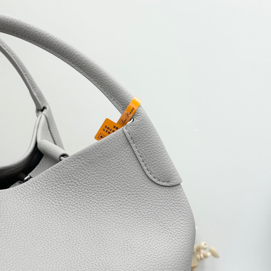 LuxluxHouse Best Quality Bags Loro Piana Women