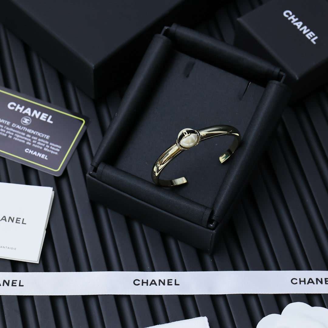 LuxluxHouse Best Quality Accessories Bracelet Bracelet Earrings Chanel Earrings