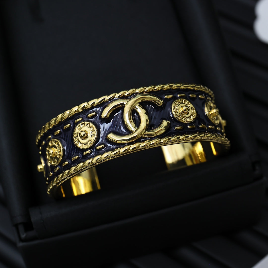 LuxluxHouse Best Quality Accessories Bracelet Bracelet Earrings Chanel Earrings