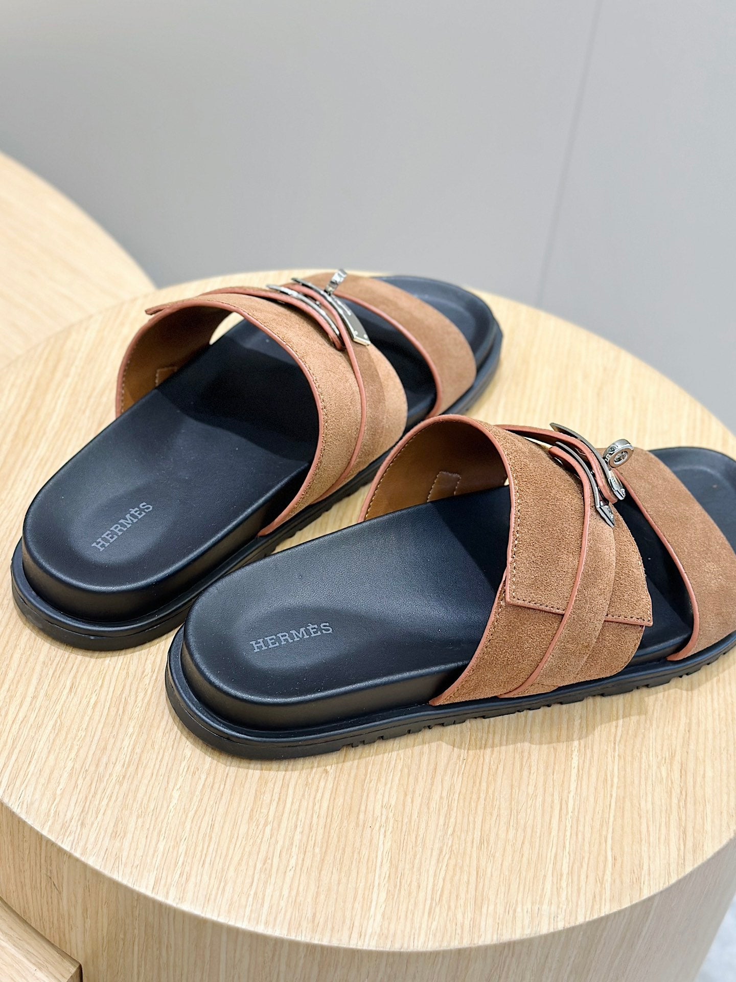 LuxluxHouse Best Quality Sandals Hermes