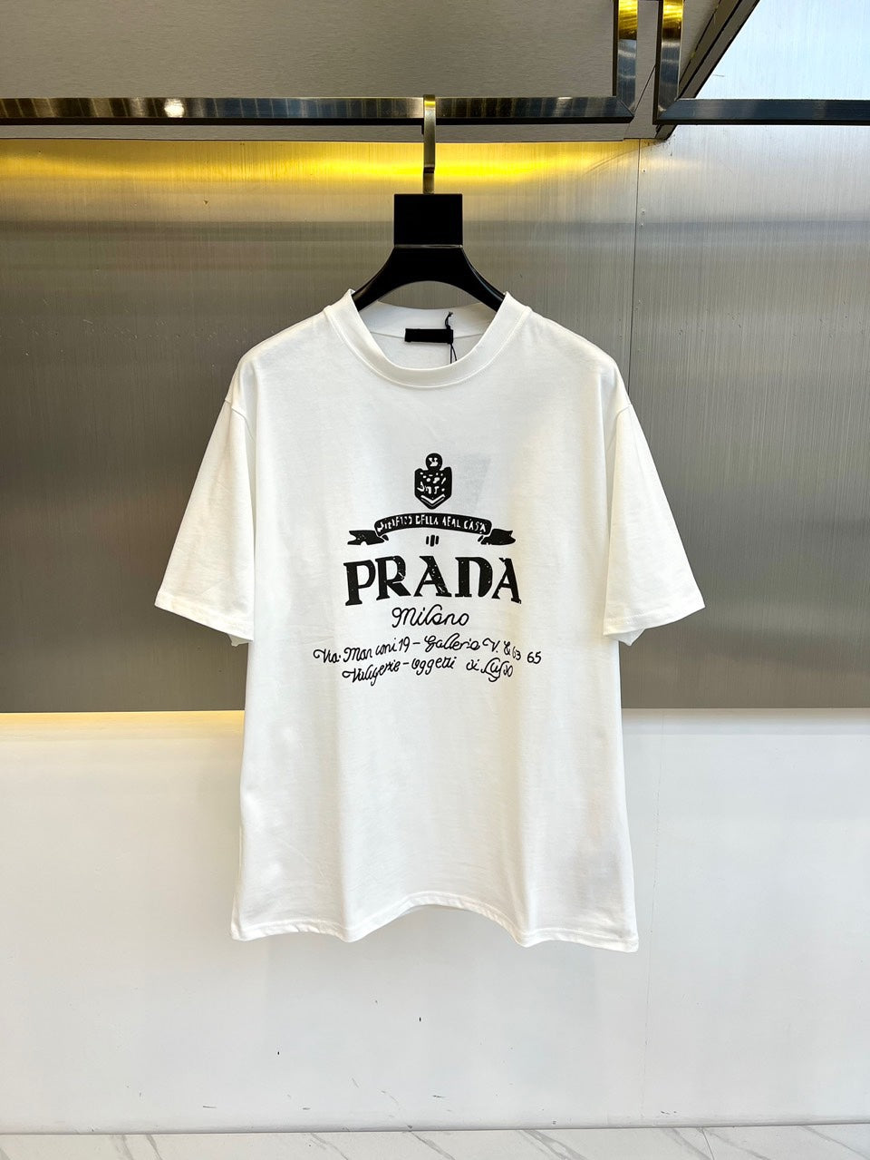 LuxluxHouse Best Quality Clothes T-shirt Prada