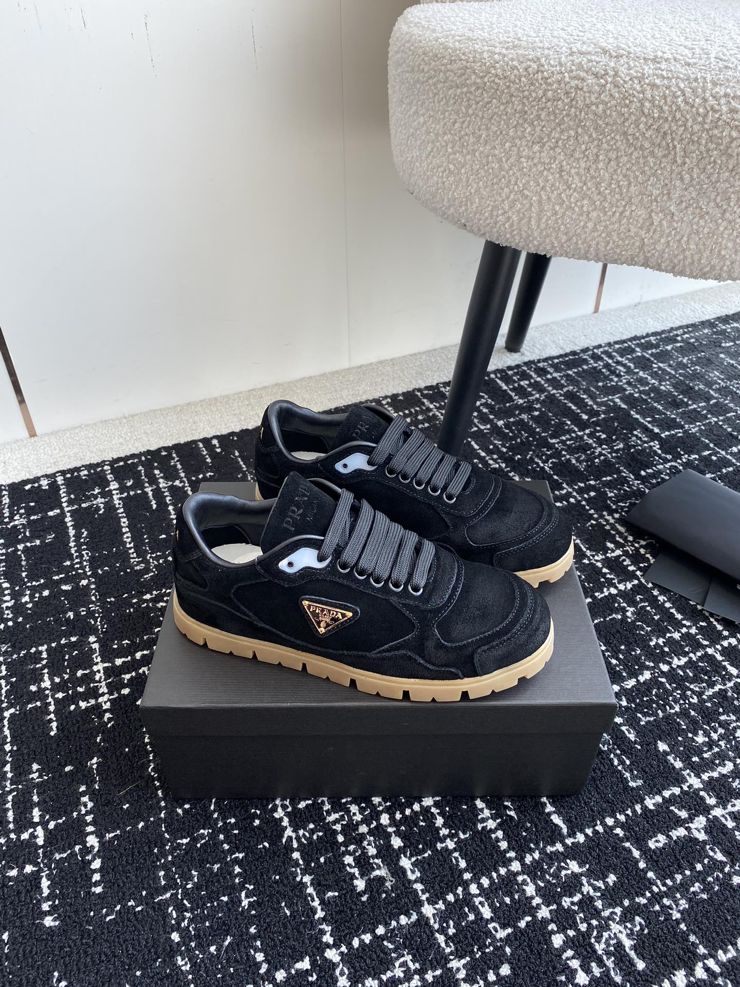 LuxluxHouse Best Quality Shoes Prada