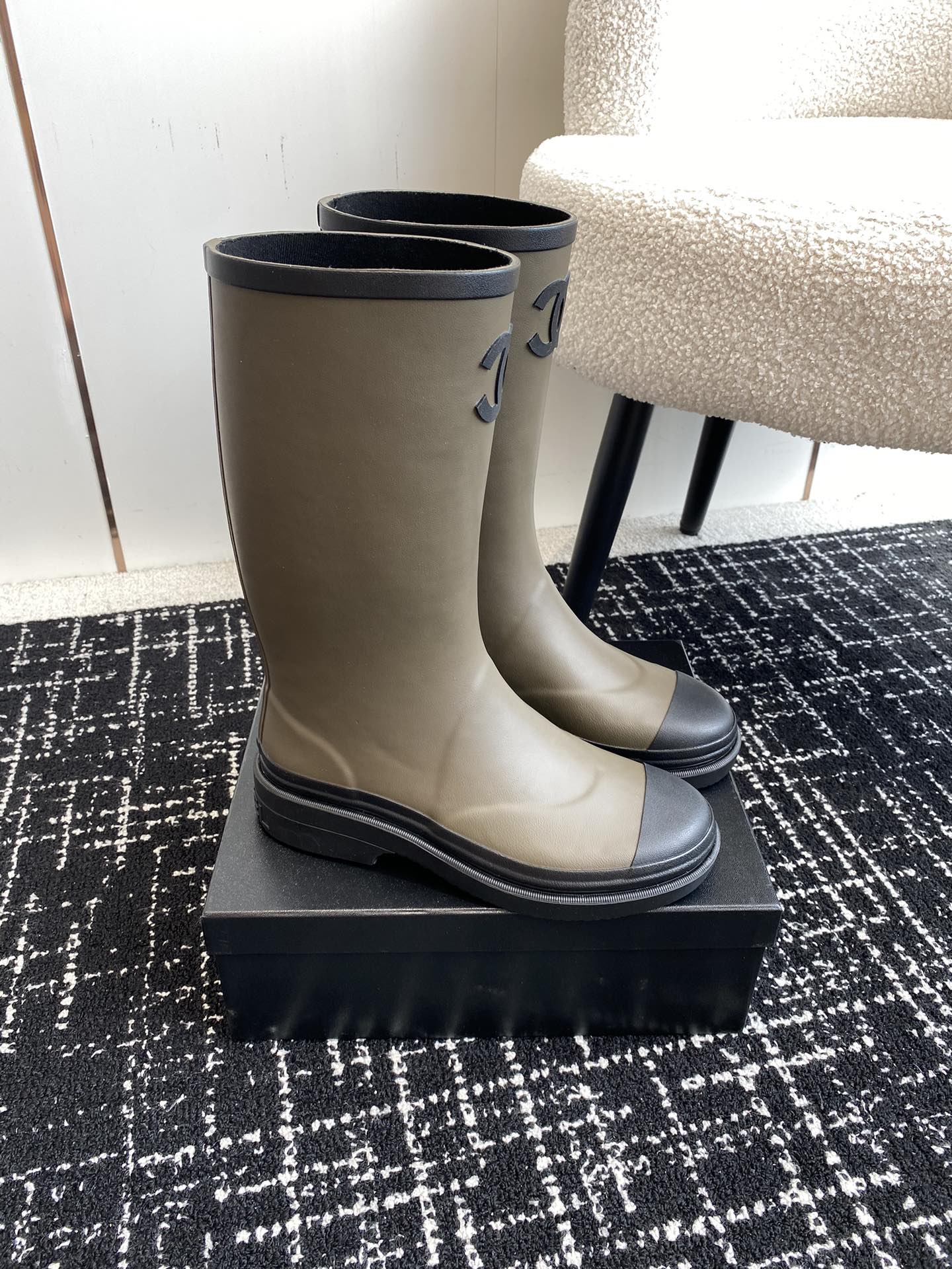 LuxluxHouse Best Quality Chanel Women Shoes