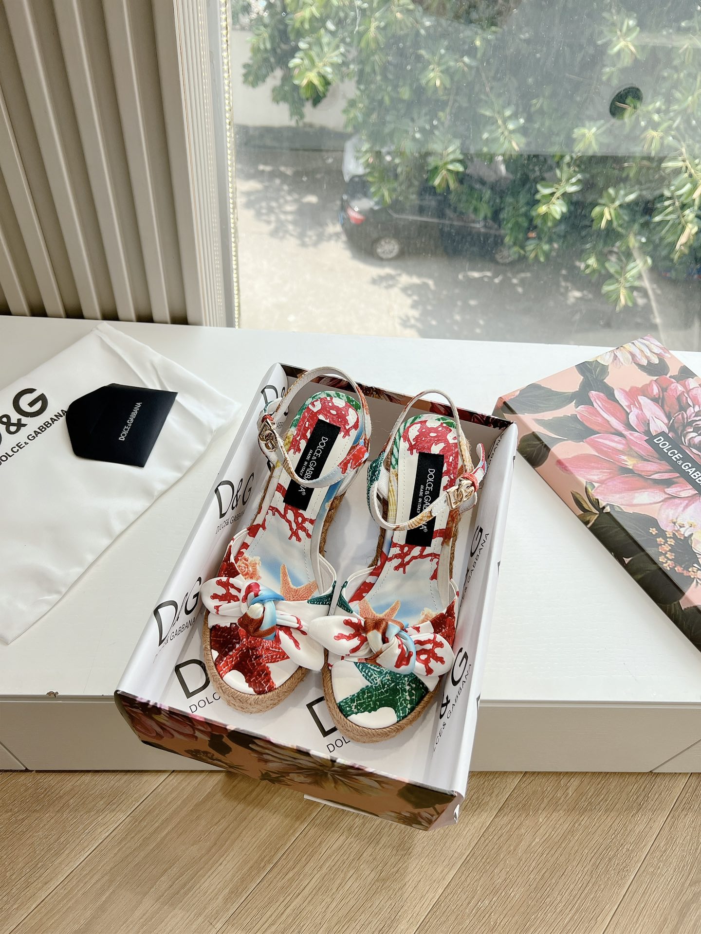 LuxluxHouse Best Quality Dolce & Gabbana Women Shoes