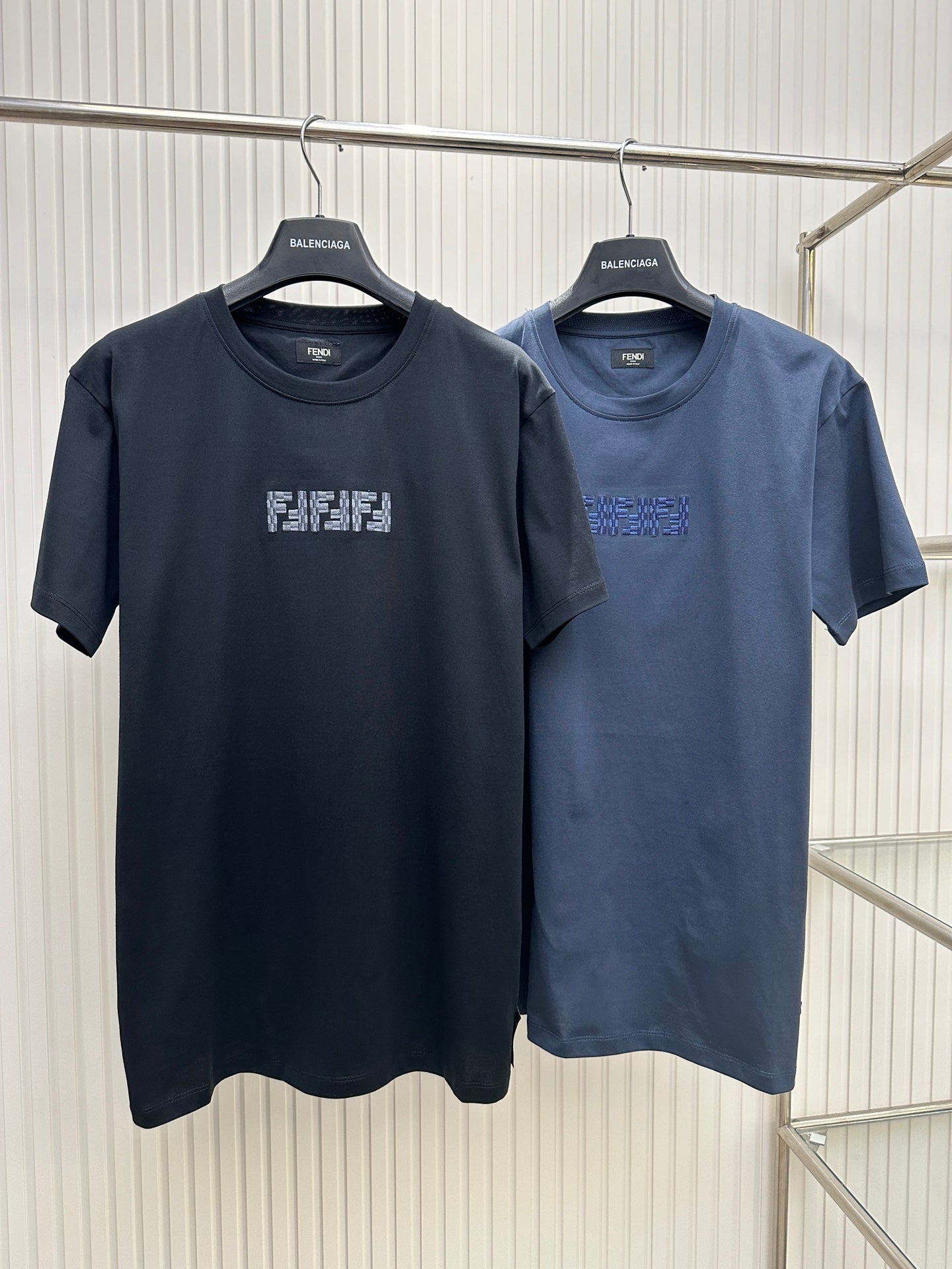 LuxluxHouse Fendi T-shirt NO.1