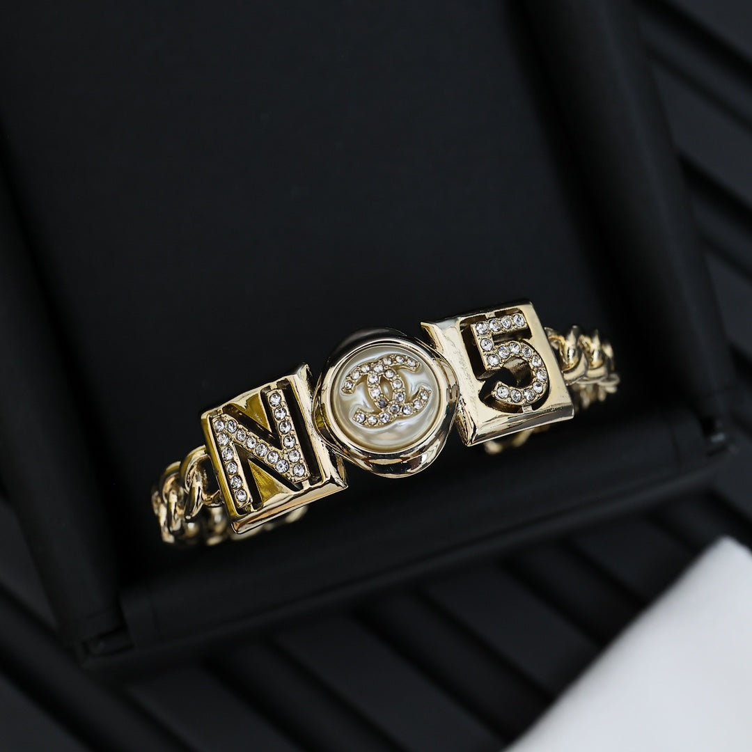 LuxluxHouse Best Quality Accessories Bracelet Bracelet Earrings Chanel Earrings