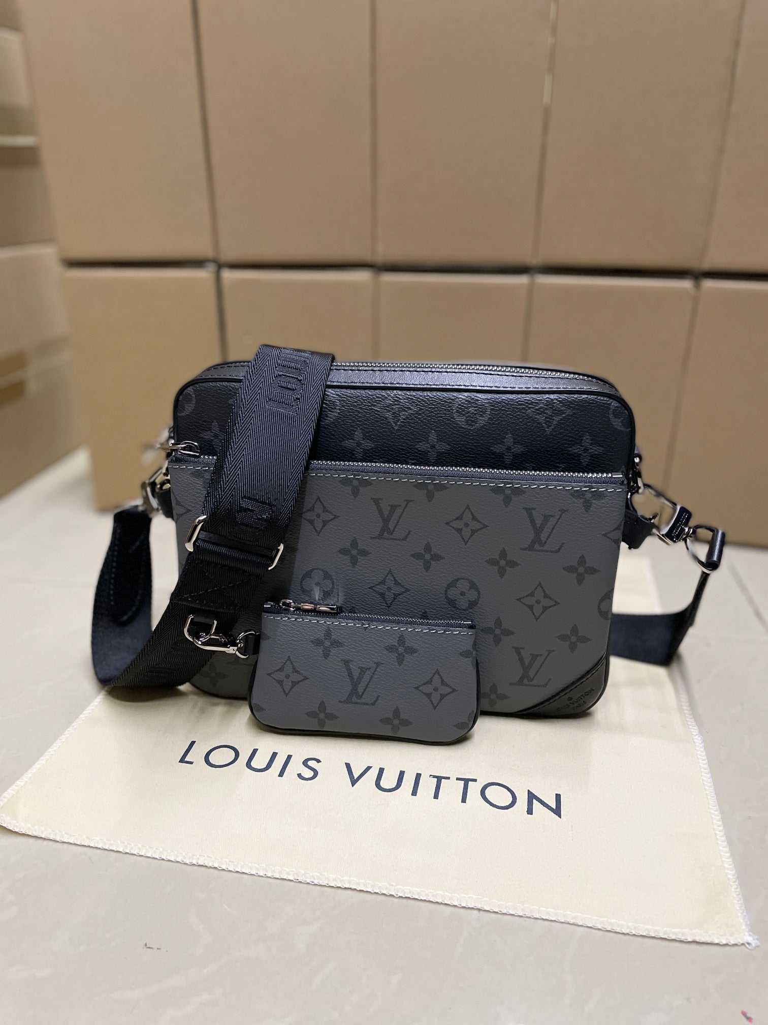 LuxluxHouse Best Quality Bags Louis Vuitton Women Men