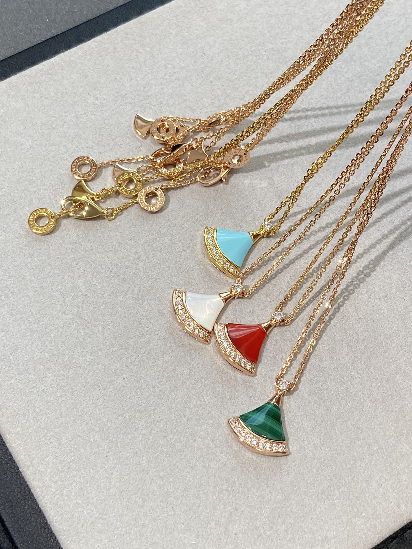 LuxluxHouse Best Quality Accessories Necklace Bvlgari