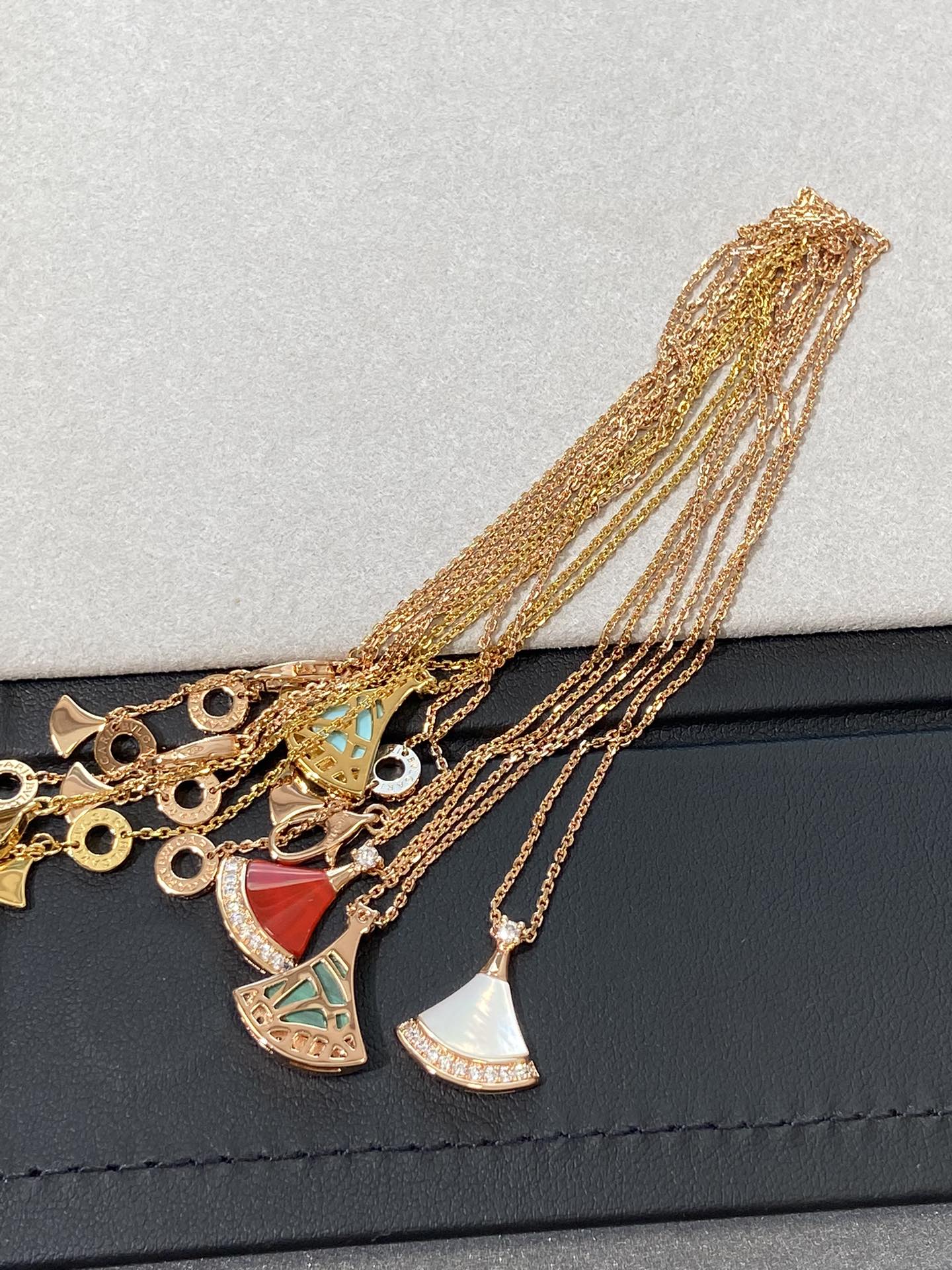 LuxluxHouse Best Quality Accessories Necklace  Bvlgari