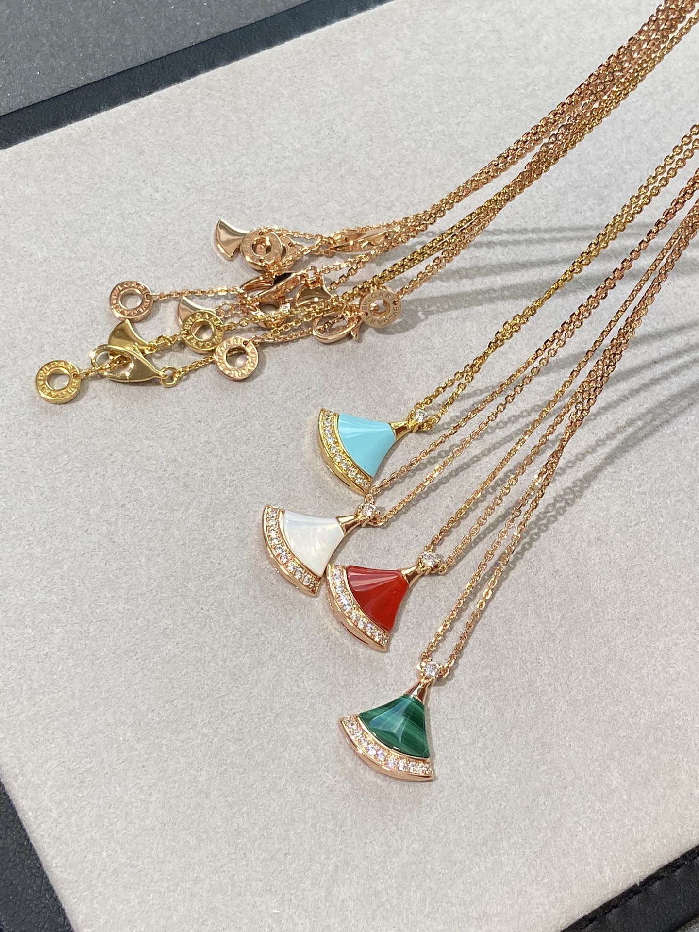 LuxluxHouse Best Quality Accessories Necklace  Bvlgari