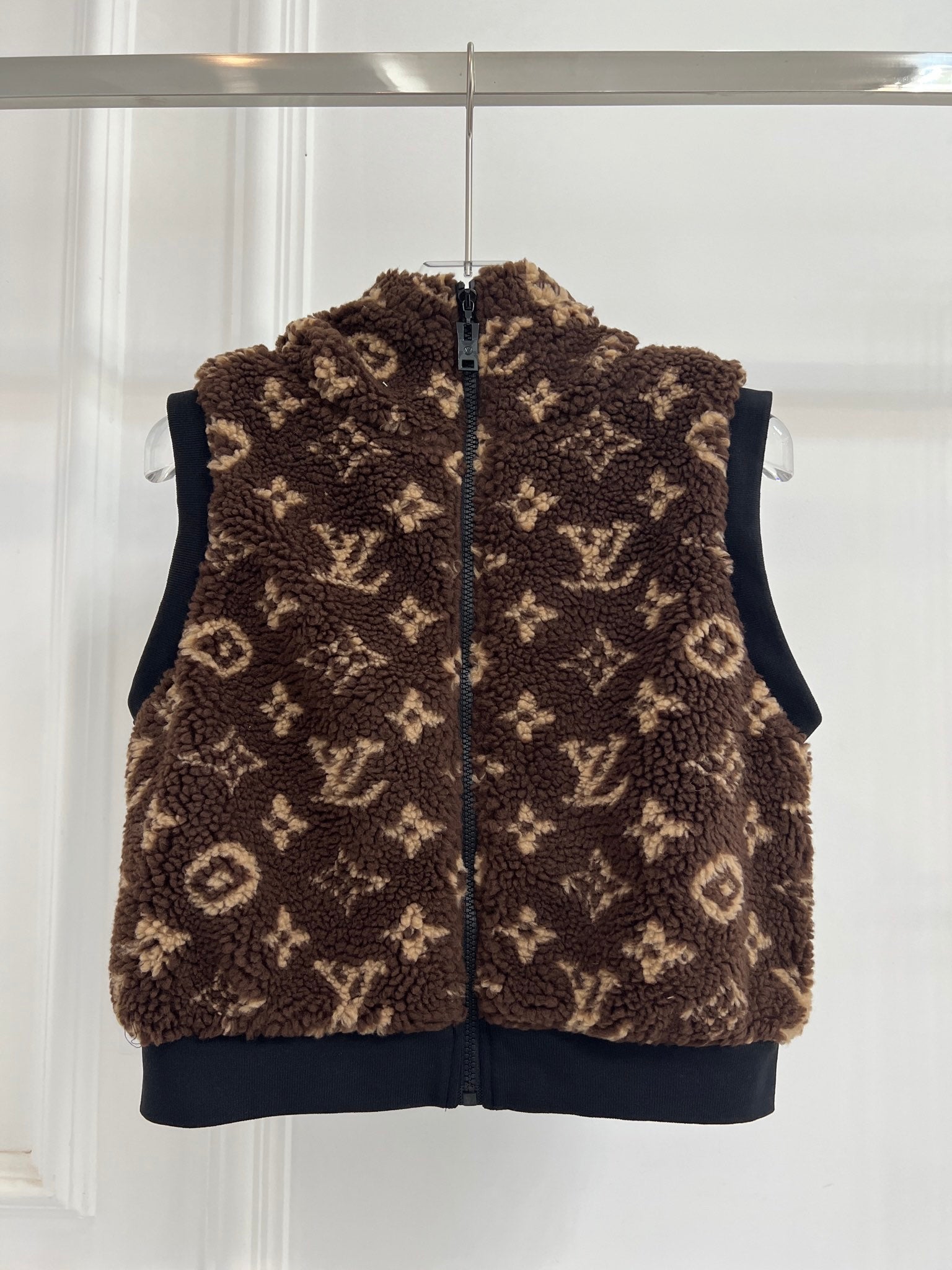 LuxluxHouse Louis Vuitton Coats & Jackets NO.2