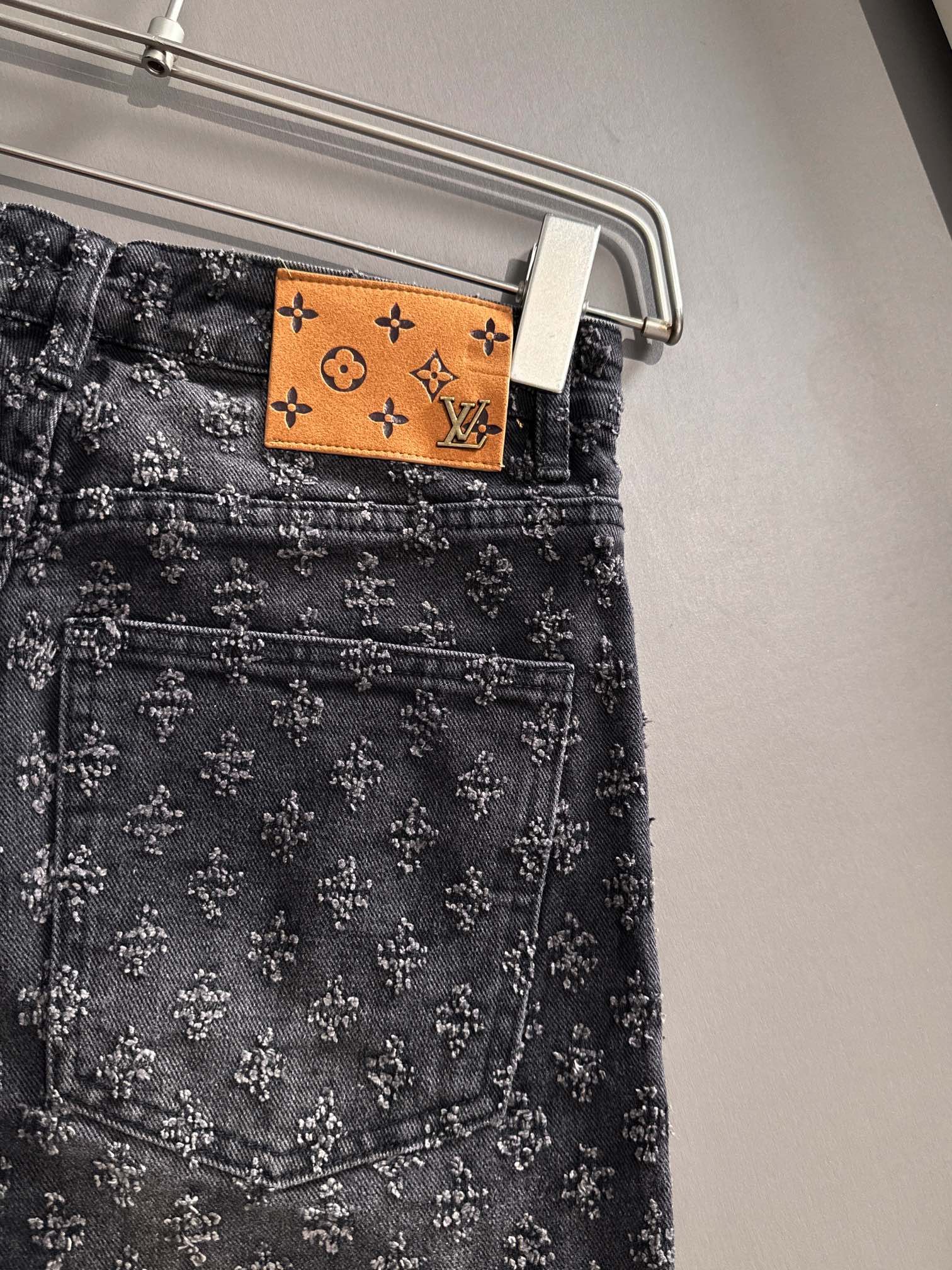 LuxluxHouse Best Quality Clothes Pants Louis Vuitton