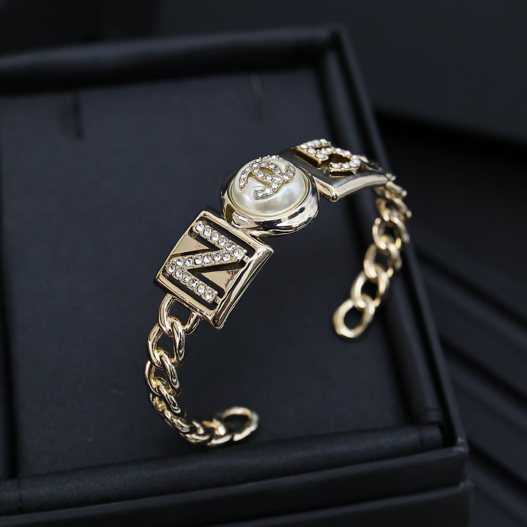 LuxluxHouse Best Quality Accessories Bracelet Bracelet Earrings Chanel Earrings