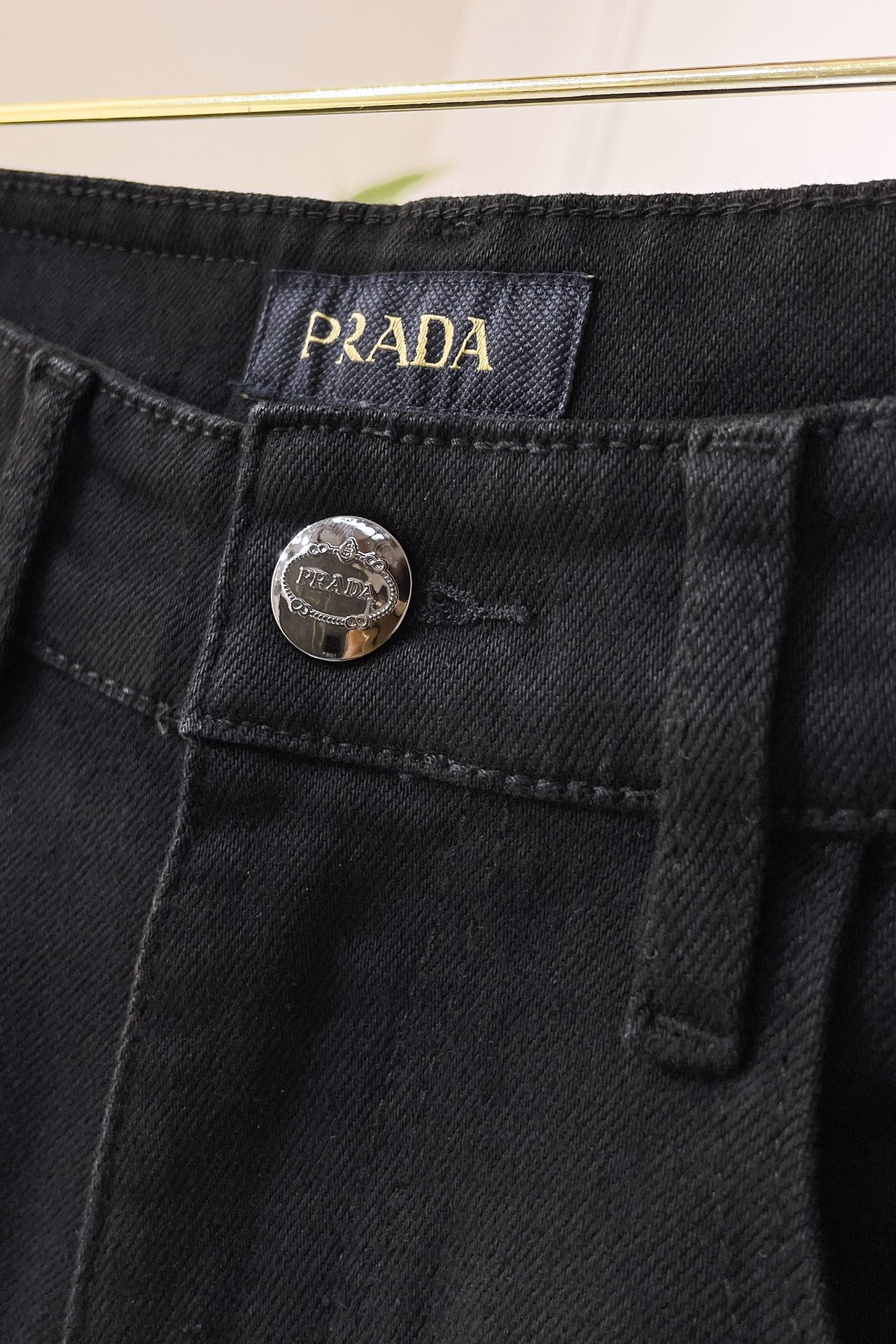 LuxluxHouse Best Quality Clothes Pants Prada