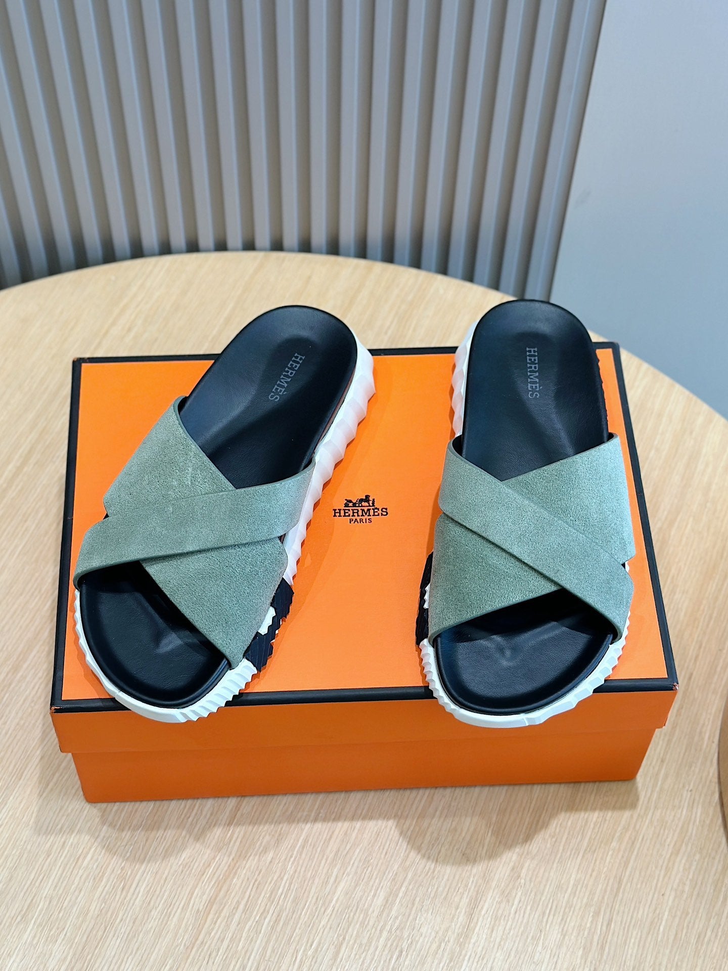 LuxluxHouse Best Quality Sandals Hermes