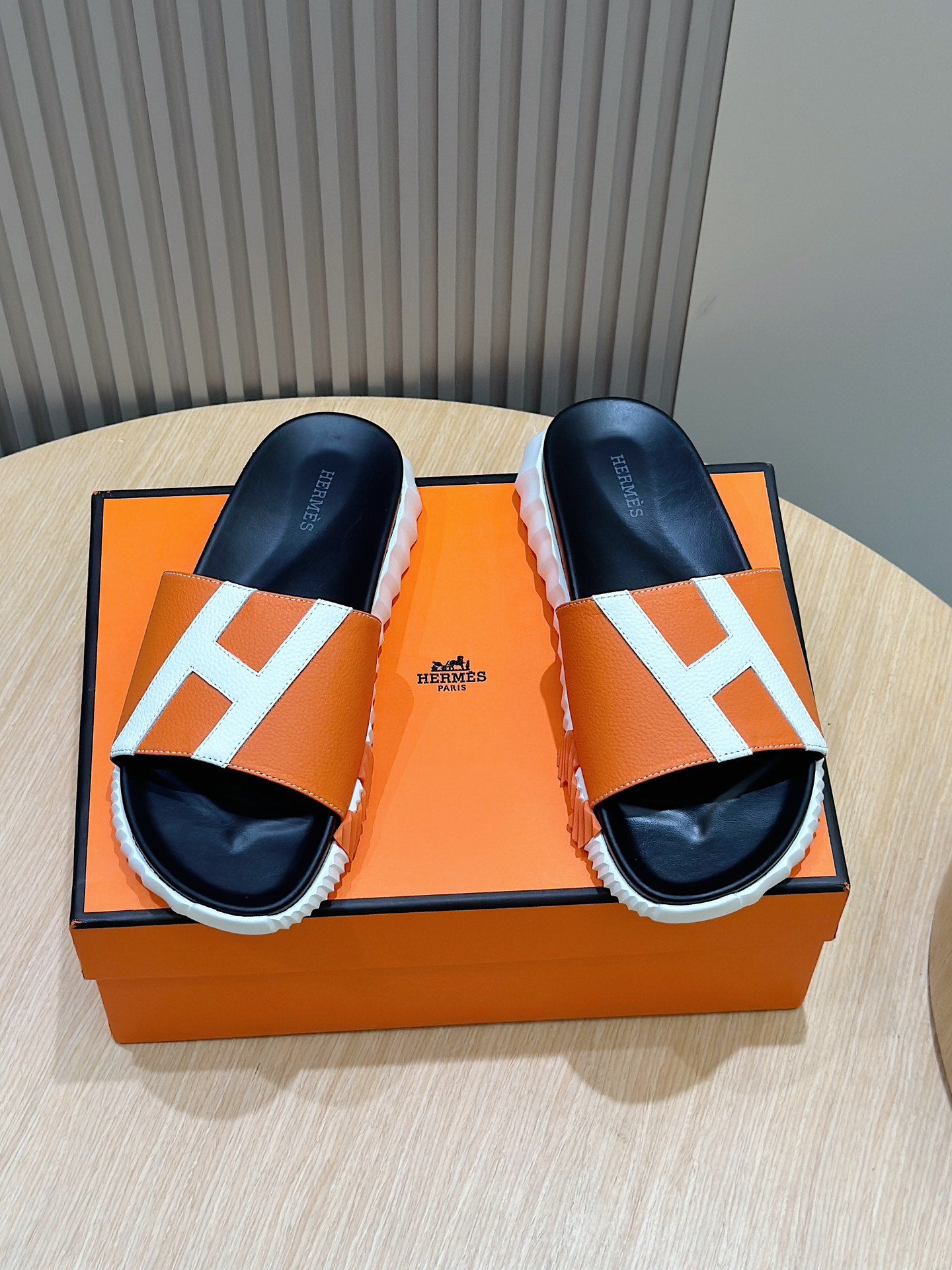 LuxluxHouse Best Quality Sandals Hermes