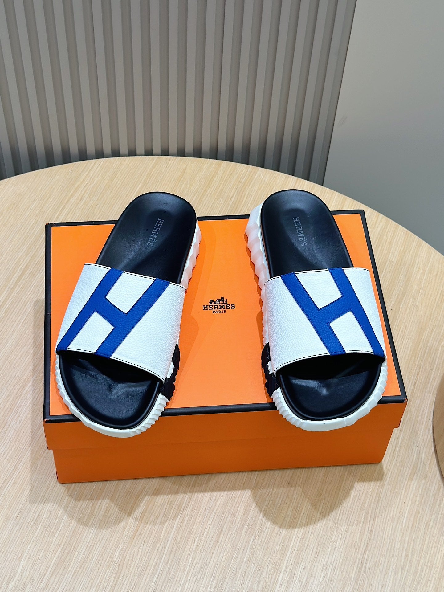 LuxluxHouse Best Quality Sandals Hermes