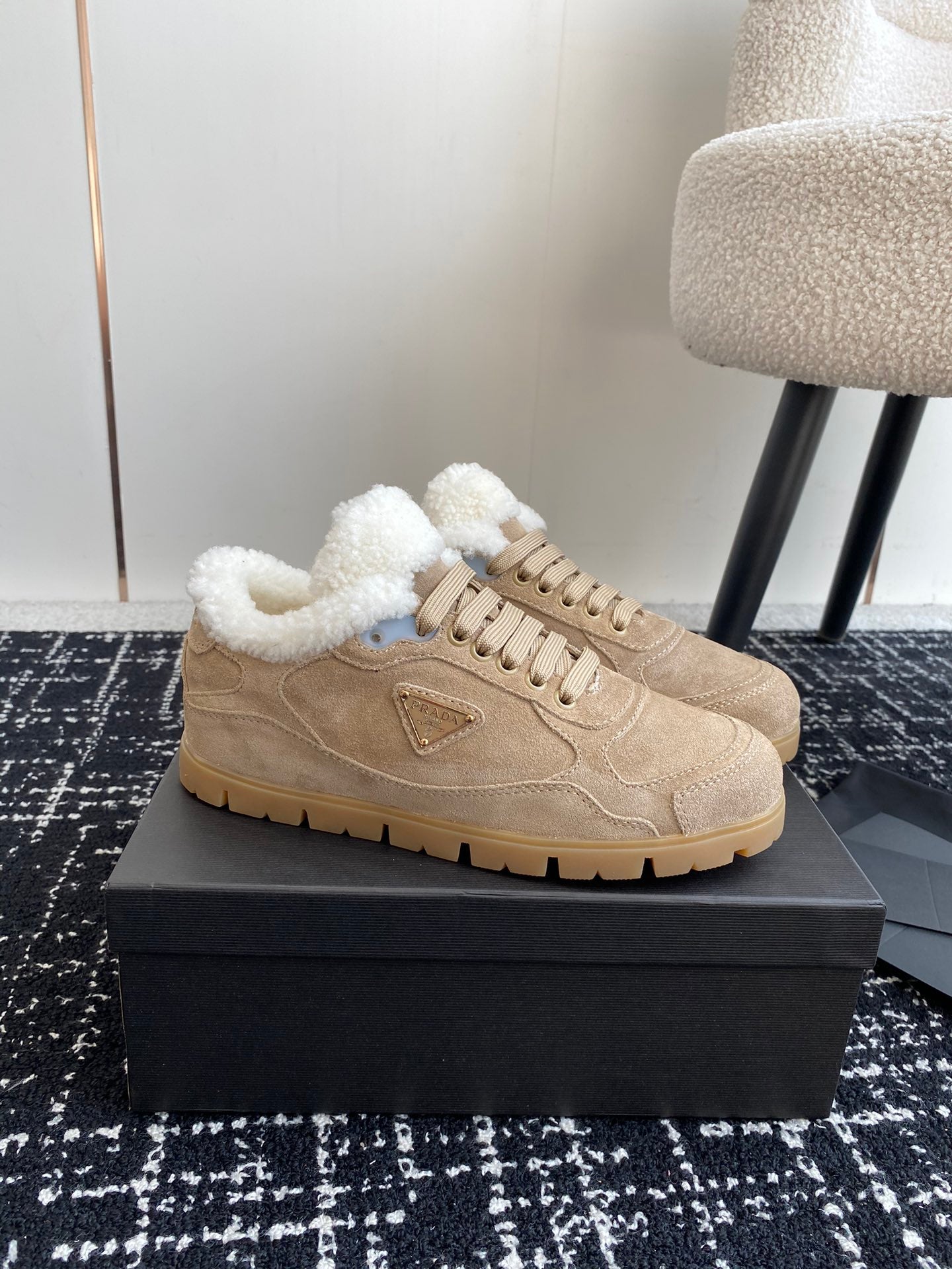 LuxluxHouse Best Quality Shoes Prada