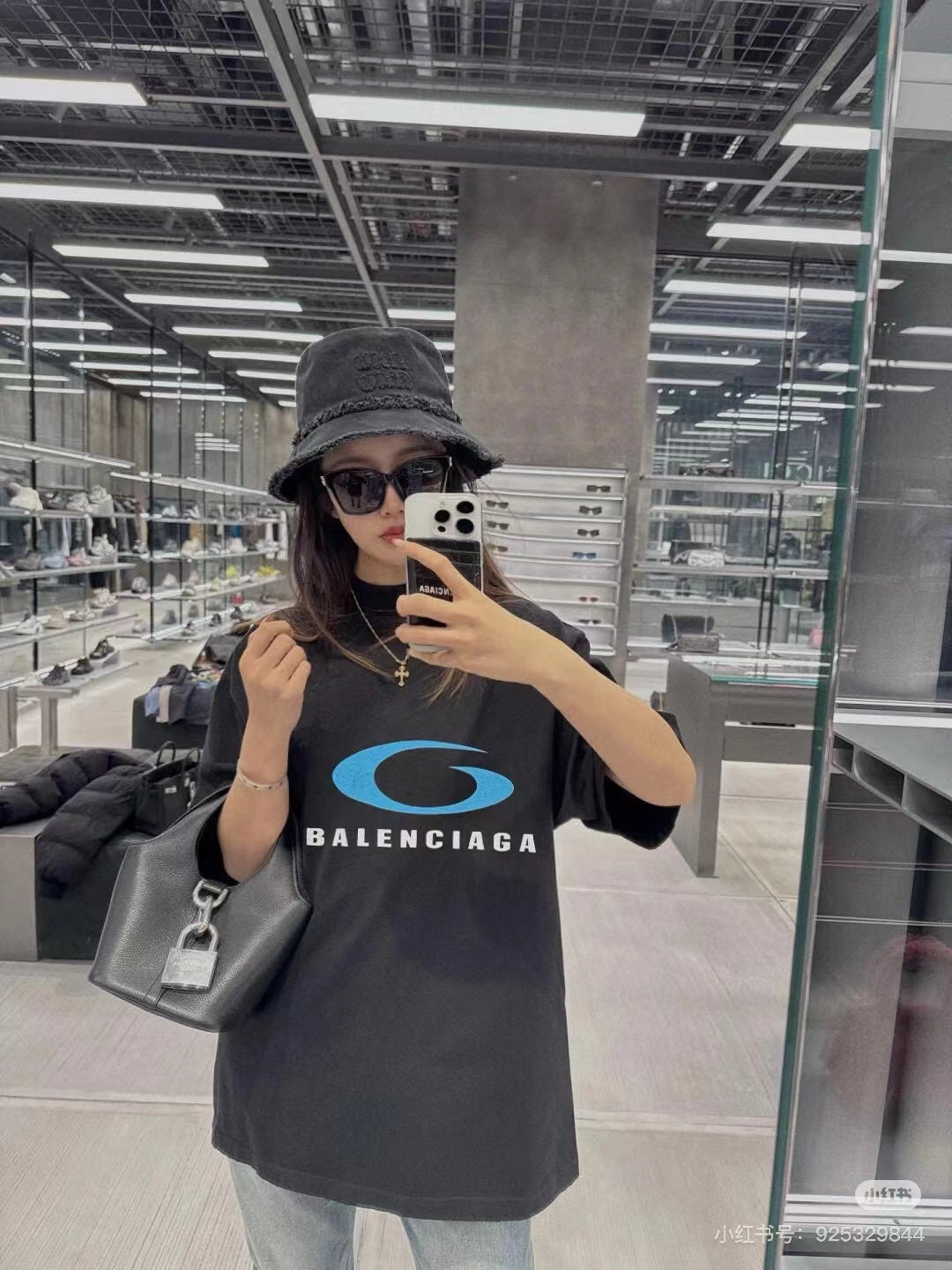 LuxluxHouse Best Quality Clothes Balenciaga T-shirt
