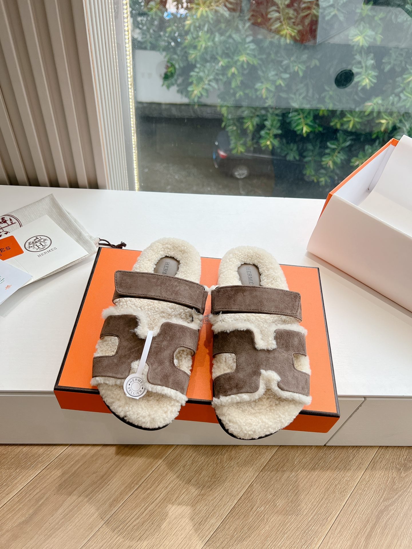 LuxluxHouse Best Quality Women Shoes Hermes