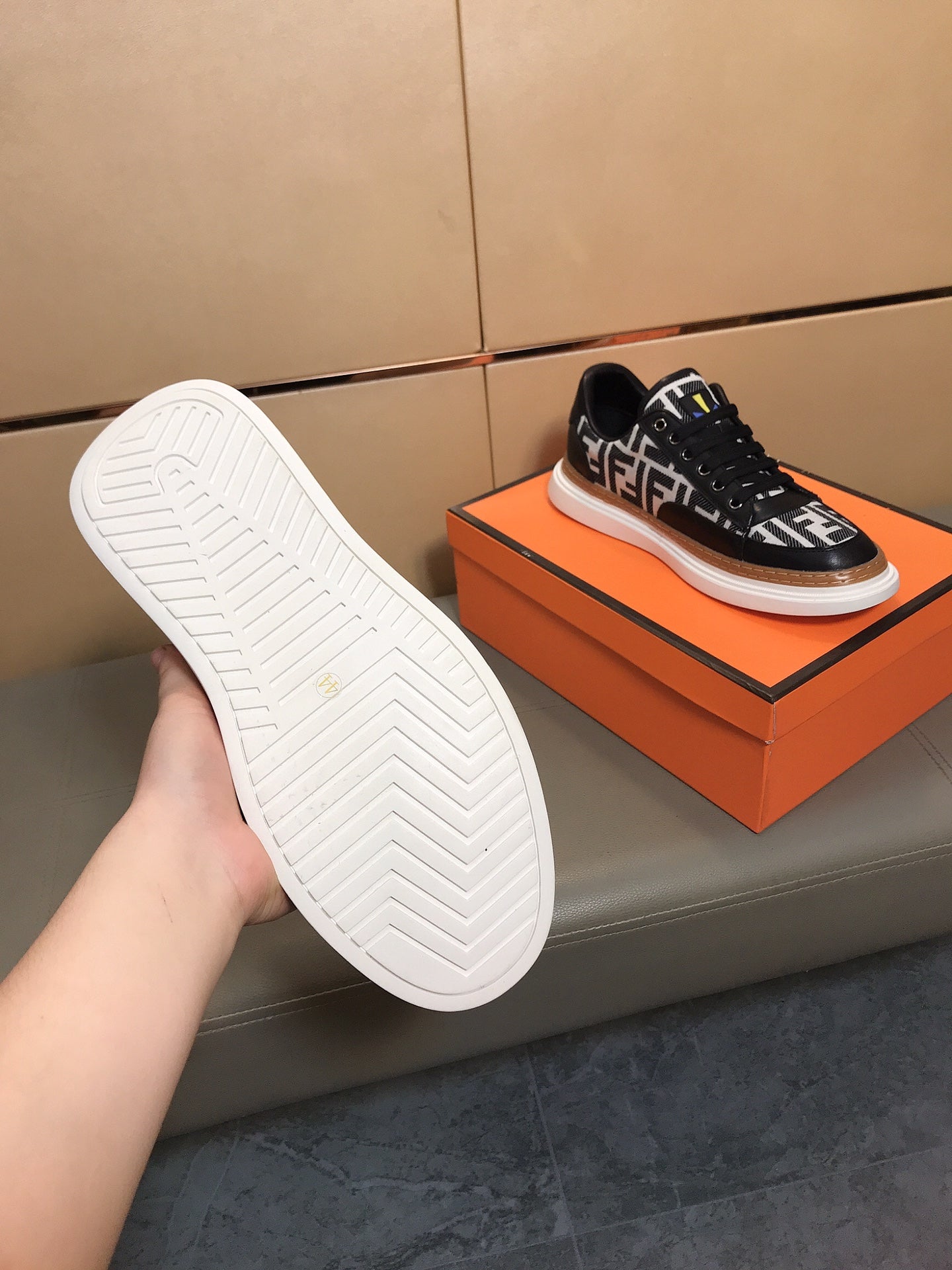 LuxluxHouse Best Quality Shoes Fendi