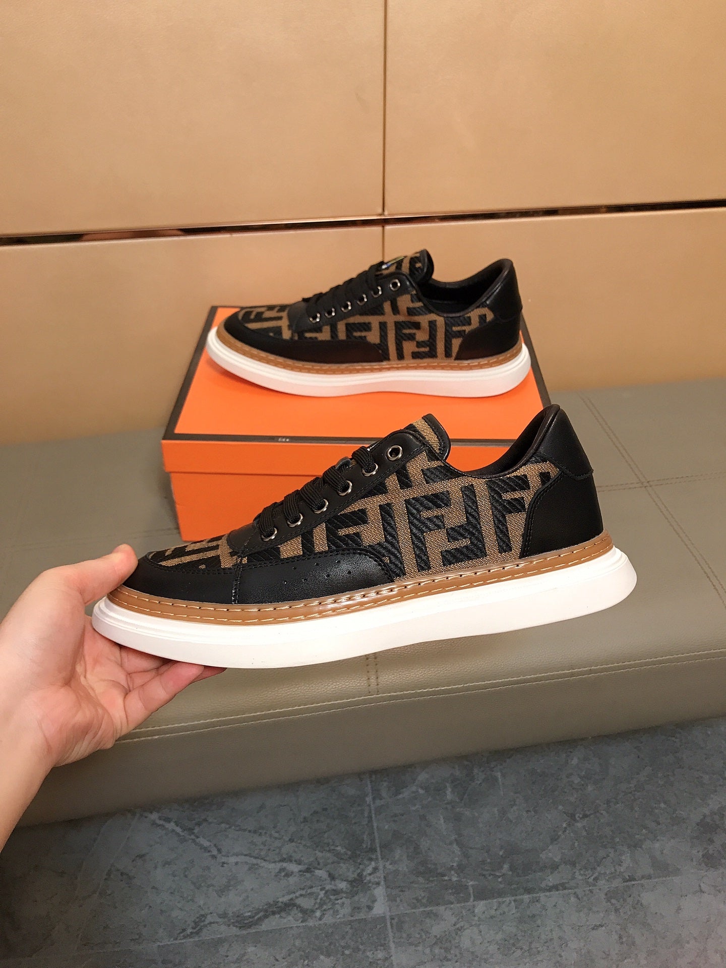 LuxluxHouse Best Quality Shoes Fendi