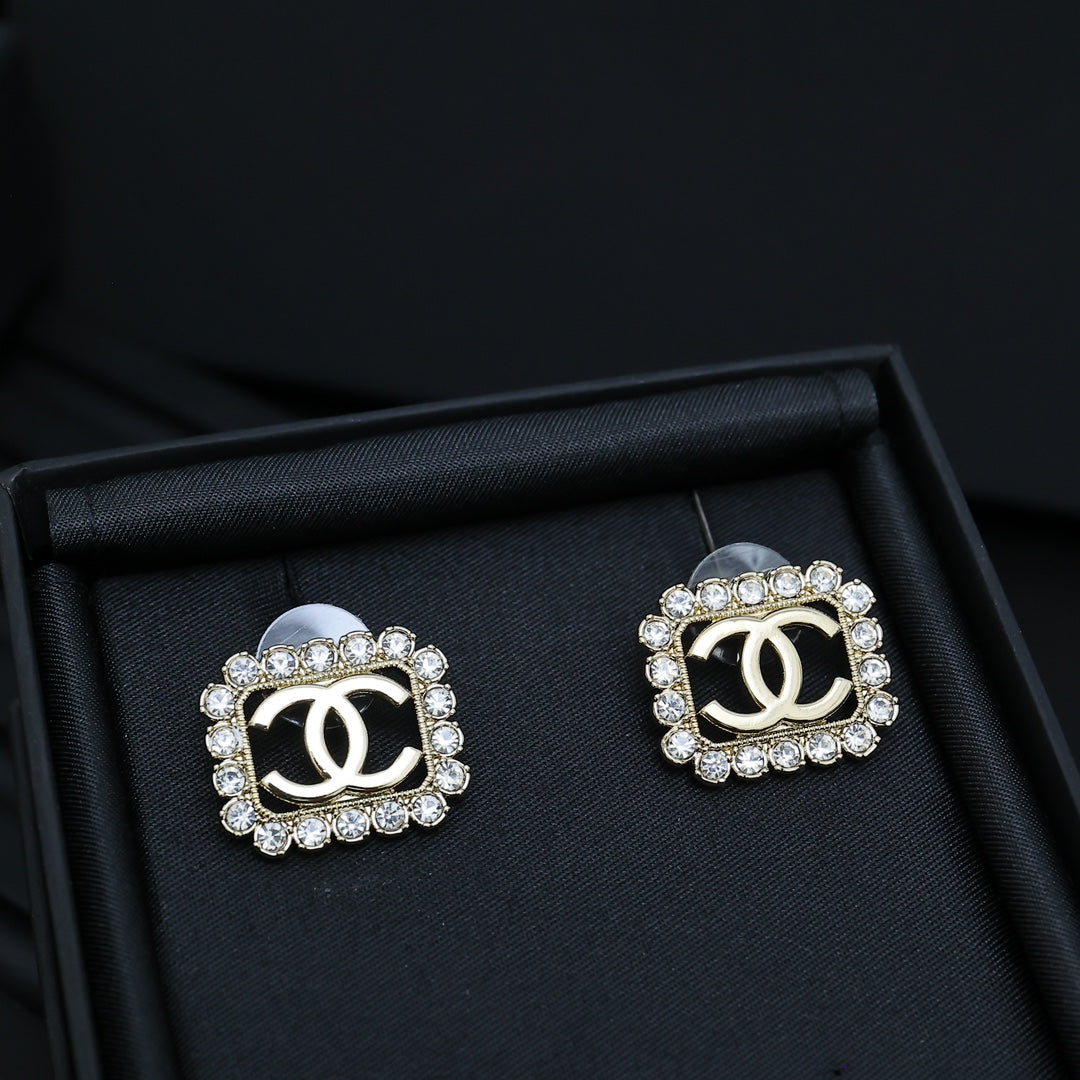 LuxluxHouse Best Quality Accessories Chanel Earrings
