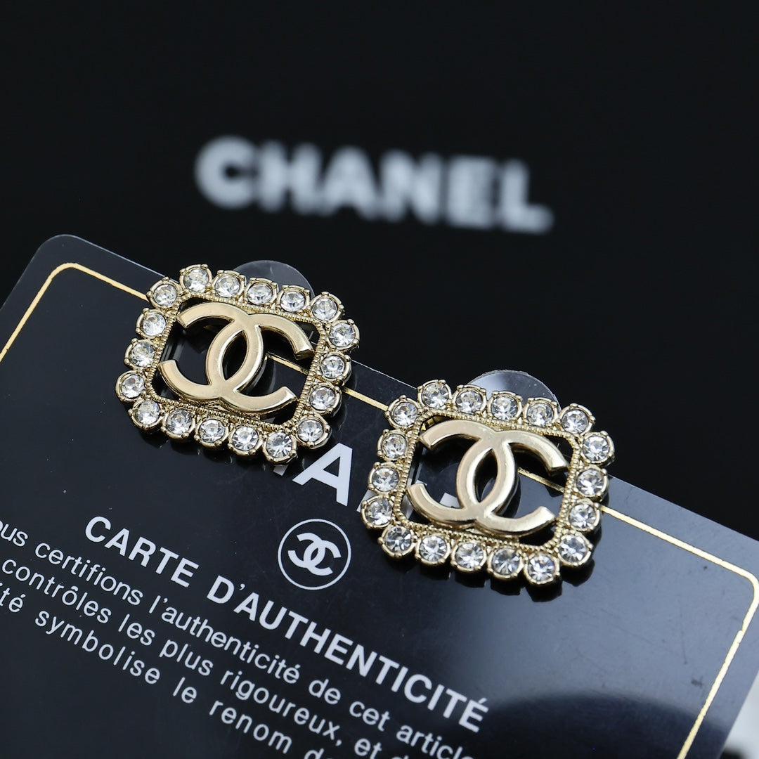LuxluxHouse Best Quality Accessories Chanel Earrings