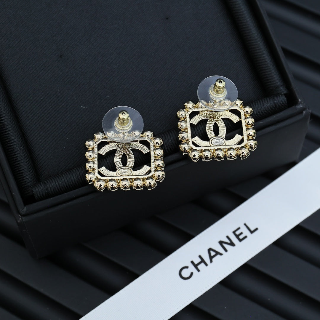 LuxluxHouse Best Quality Accessories Chanel Earrings