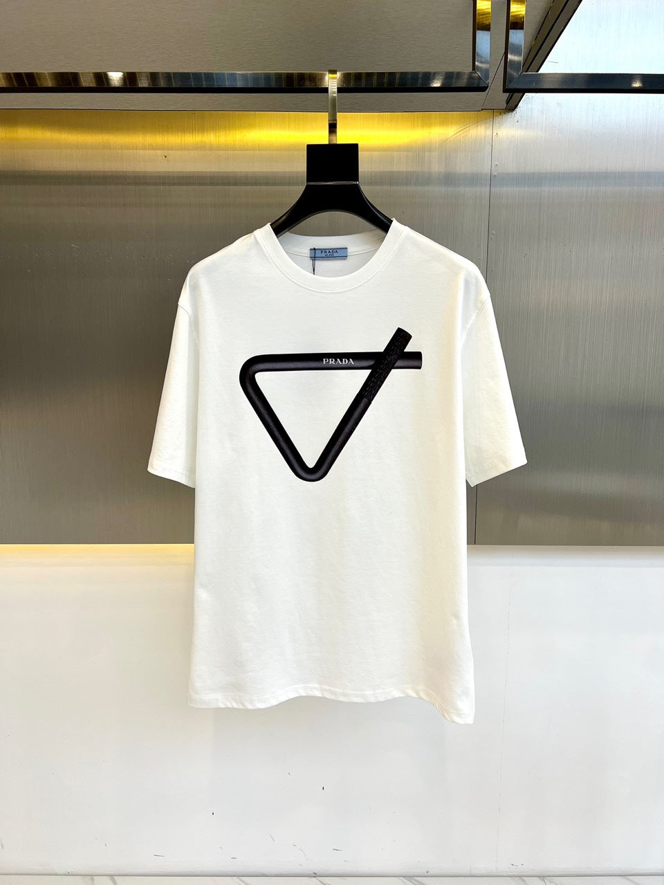 LuxluxHouse Best Quality Clothes T-shirt Prada
