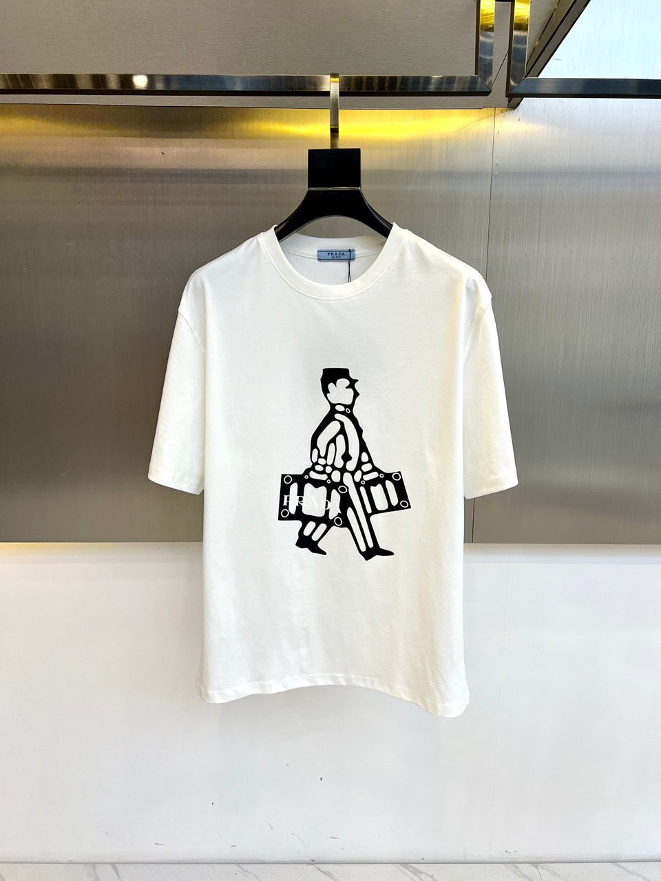 LuxluxHouse Best Quality Clothes T-shirt Prada